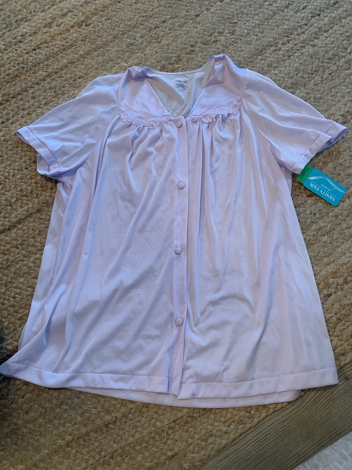 Vintage Vanity Fair Nylon Pajama Sleep Top Womens Large Lavender Embroidered NWT