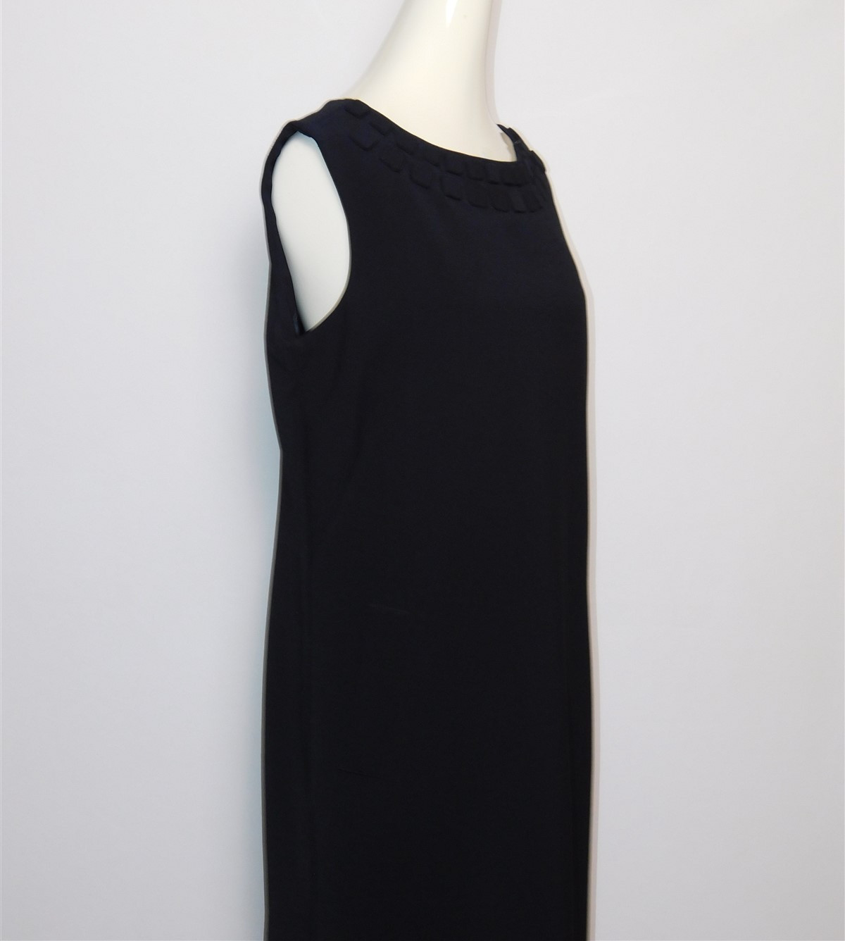 Women’s Dana Buchman Black Elegant Classic Shift Dress Sz 12