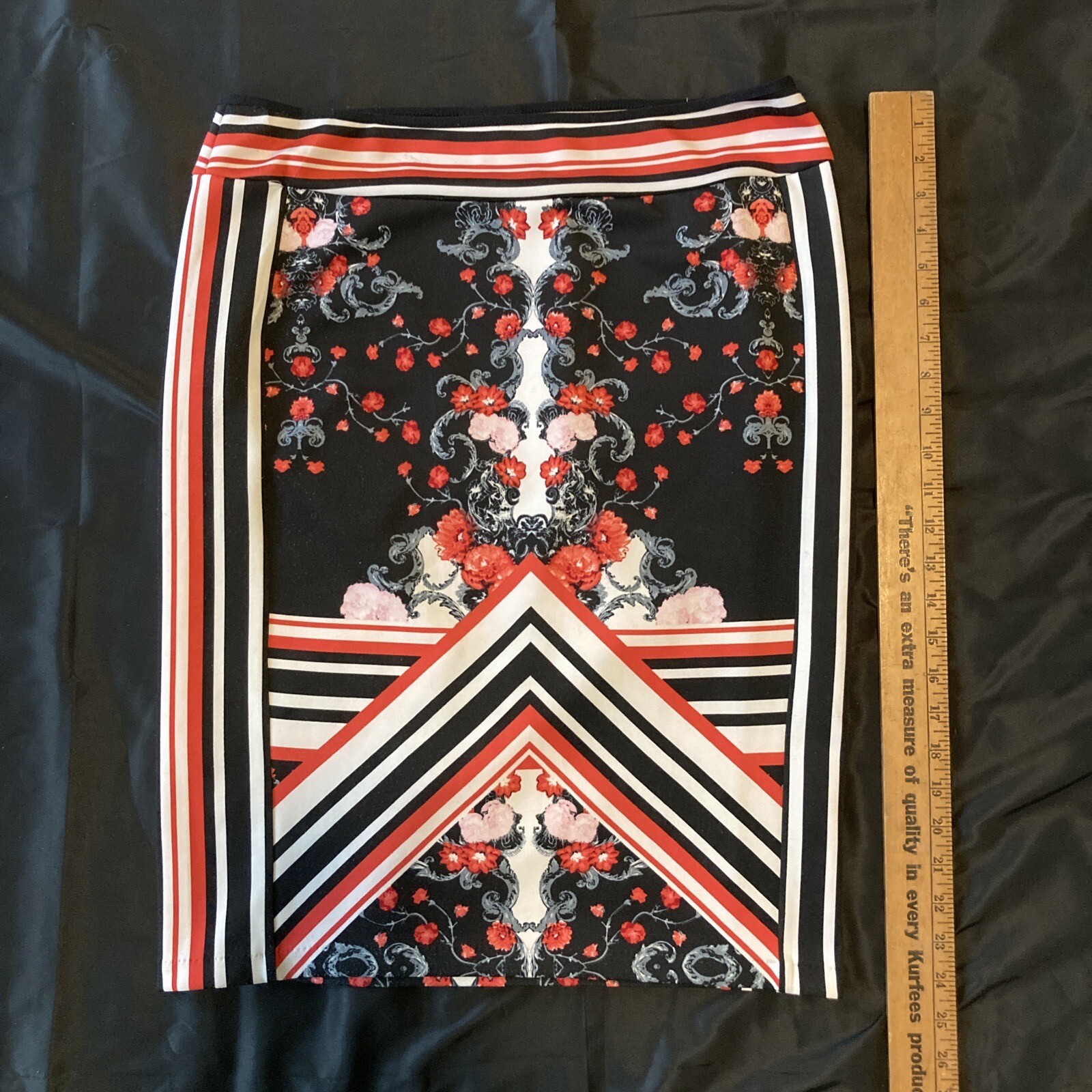 Bisou Bisou women’s skirt colorful geometric design Midi size L