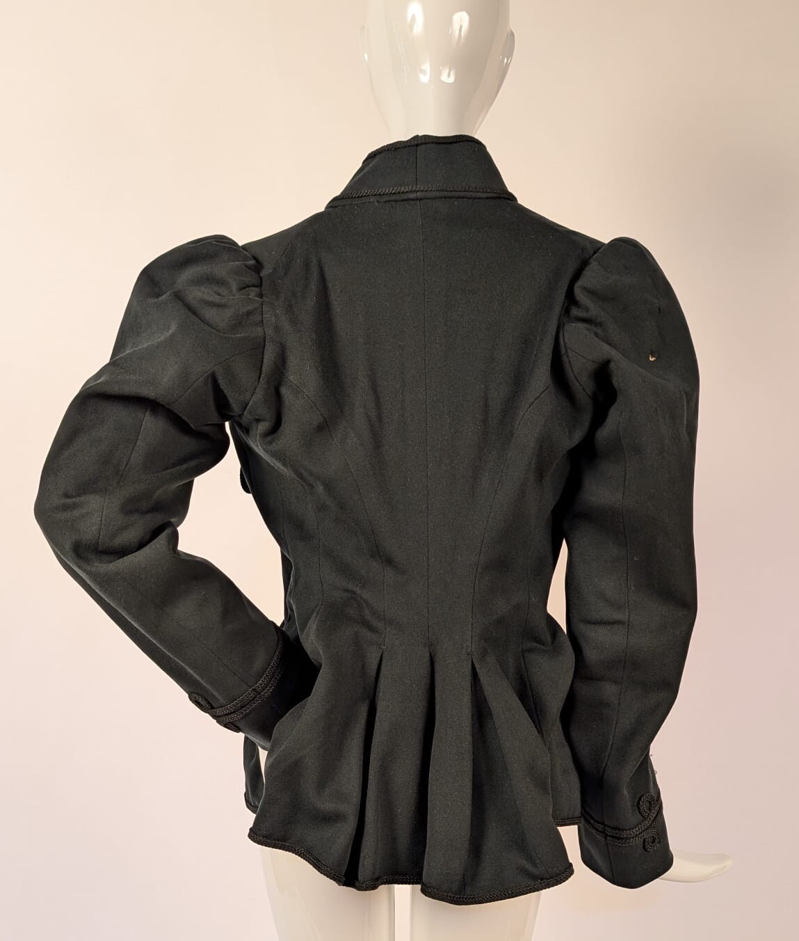 VICTORIAN MILITARY STYLE  JACKET W BRAID + TOGGLE BUTTONS