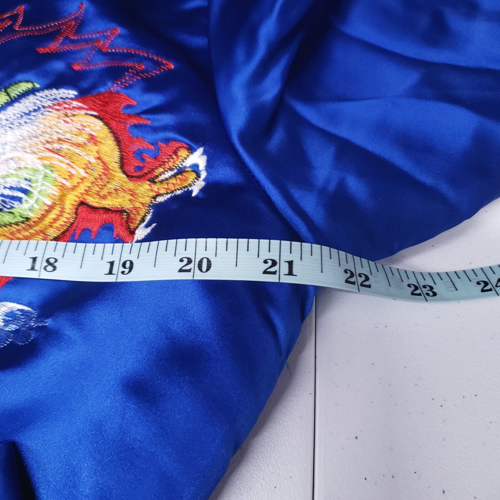 VTG Made In Korea Blue Silk Hand Embroidered Dragon Kimono Robe Lined Sz M