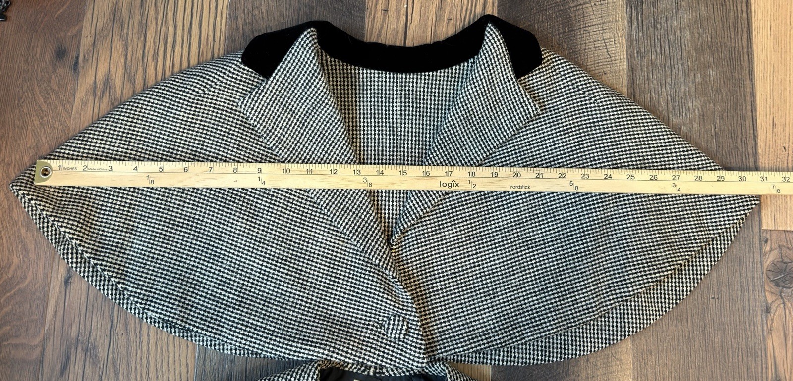 VTG Balenciaga 10 Avenue George V Numbered 3-Piece Houndstooth Suit with Capelet
