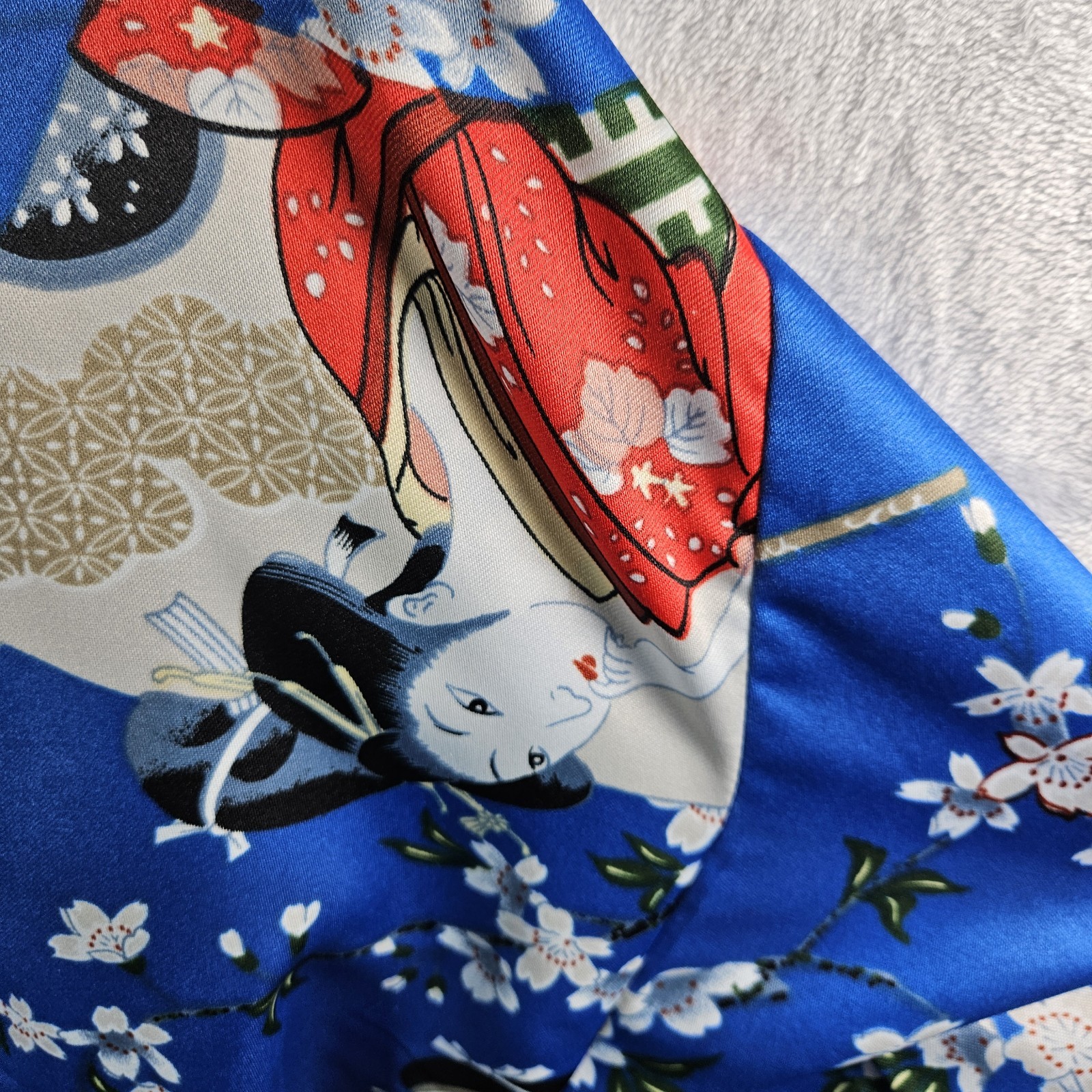 Vintage Kimono Robe Womens M Satin Royal Blue Japanese Style Geisha Artsy