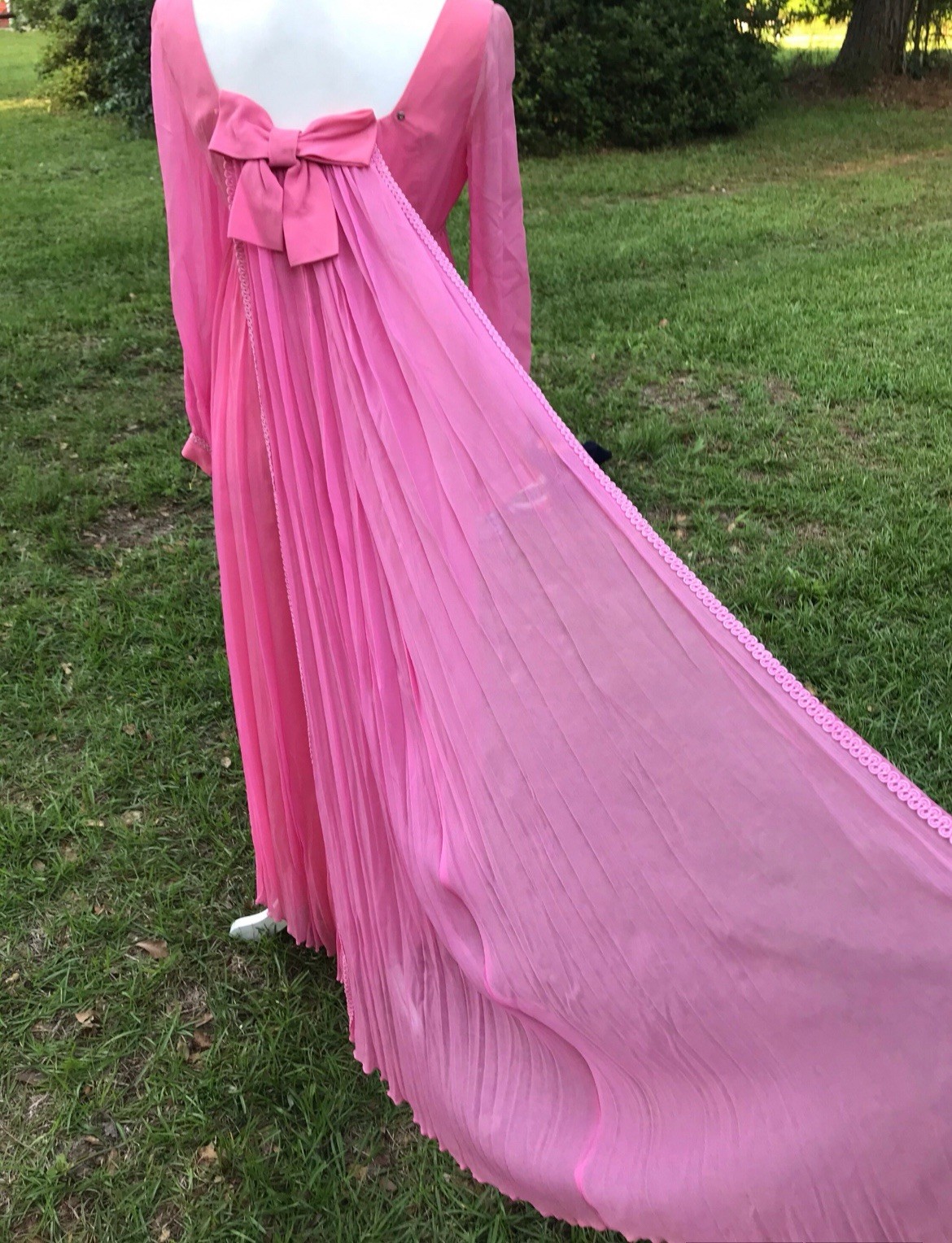 VTG Pink Gown by Lorrie Deb Sheer Sleeves. Empire Waist, Low Back w Bow Train