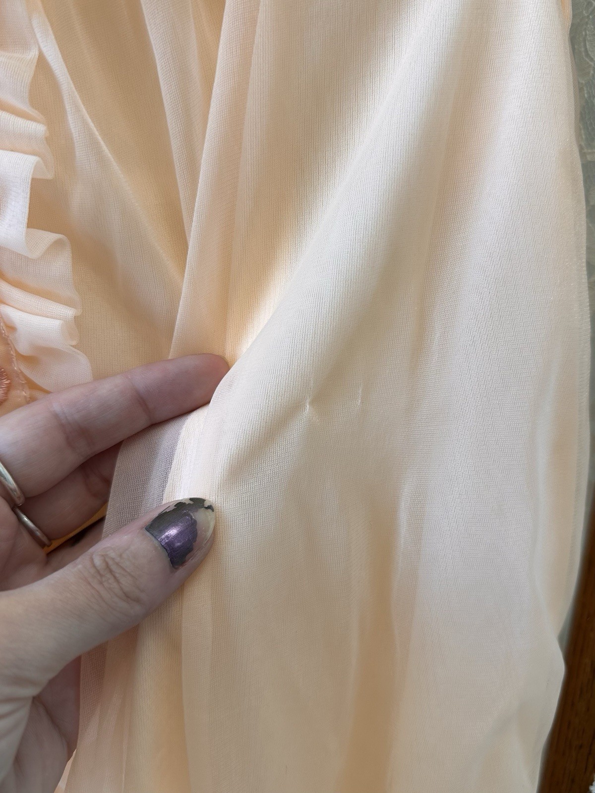 Vintage 1960s Peach Babydoll Nightgown Sabrina Carpenter Style Medium