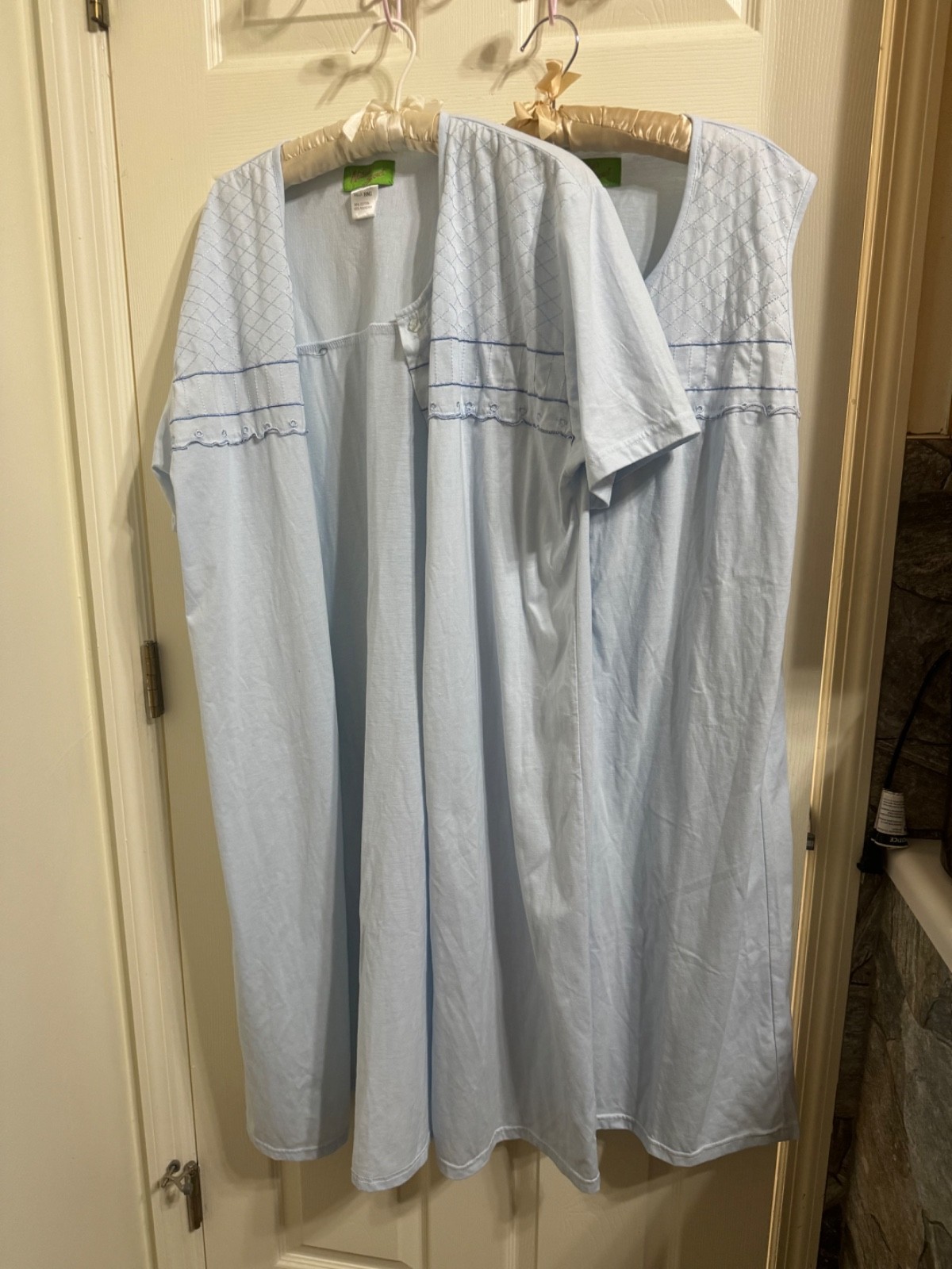 vintage natashas secret nightgown and robe set pre owned