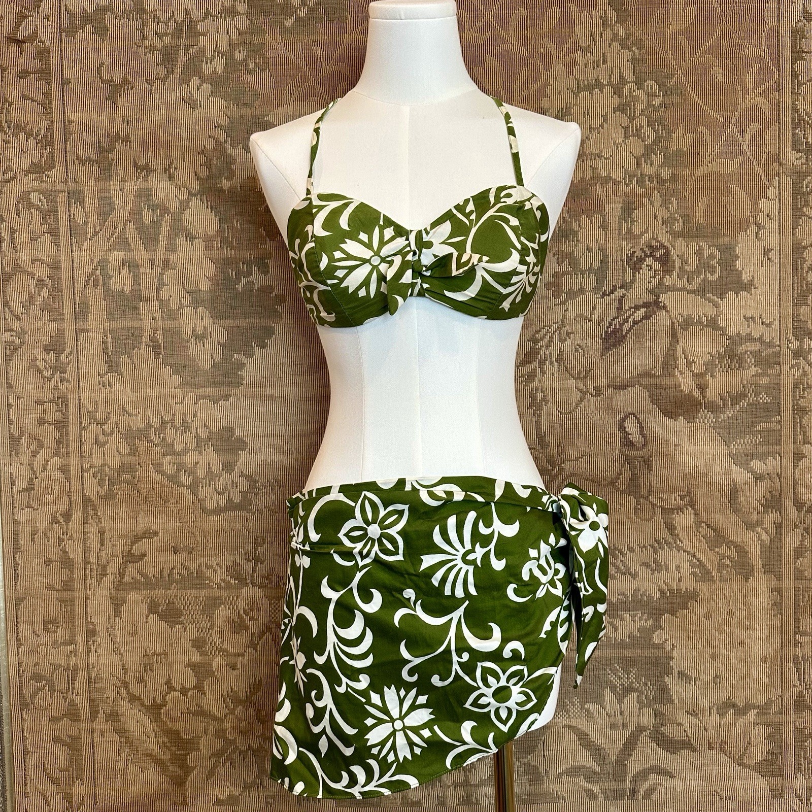 RARE Vintage 1960’s Miss Hawaii Kamehameha Bikini Top & Sarong Pinup