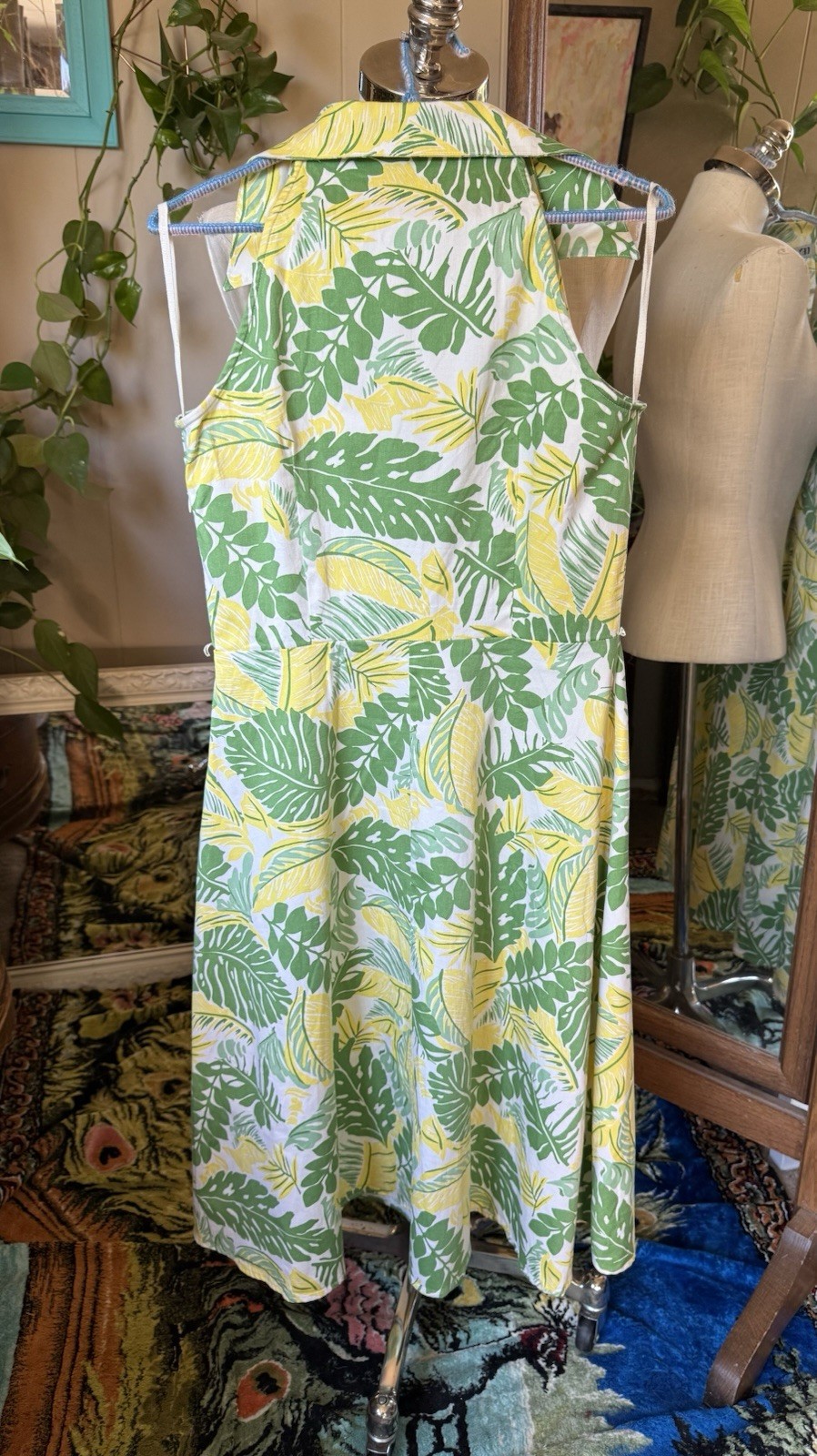 Vintage 1990s Women’s DBY Yellow & Green Leaves Fit & Flare Dress Size 7/8