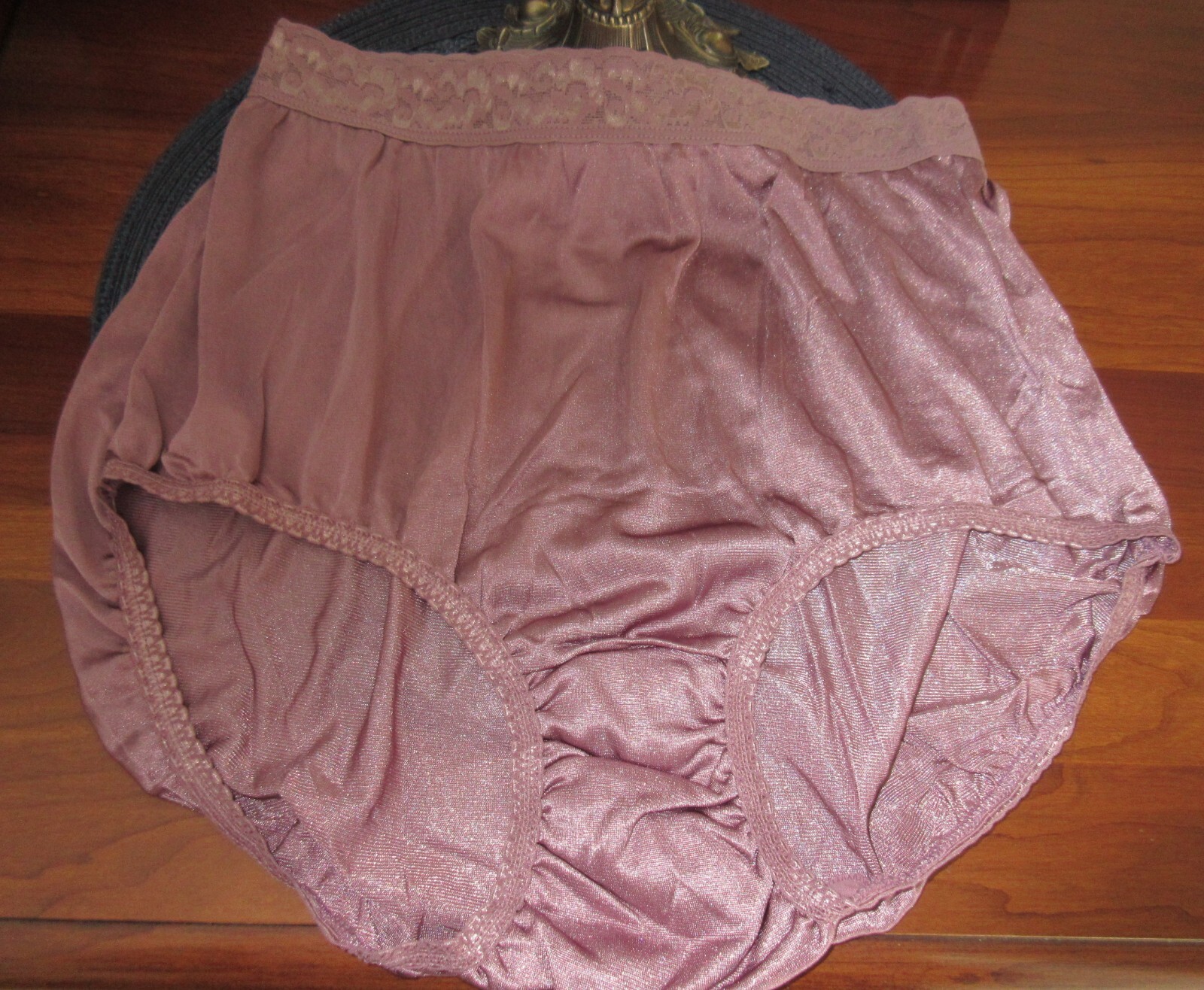 VINTAGE HANE’S LACE waist silky seam tag nylon HI LEG MAUVE panties 10/3X