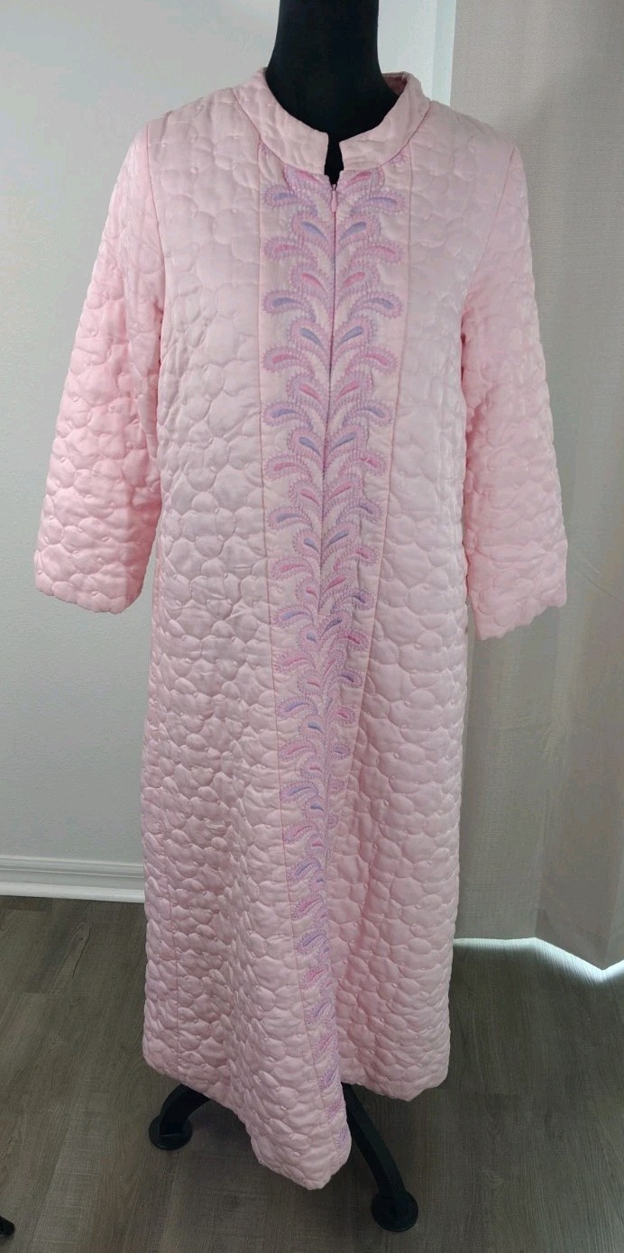 Vintage 1960s Sears At Home Wear Pink Quilted Maxi Robe Housecoat | Fits Modern
