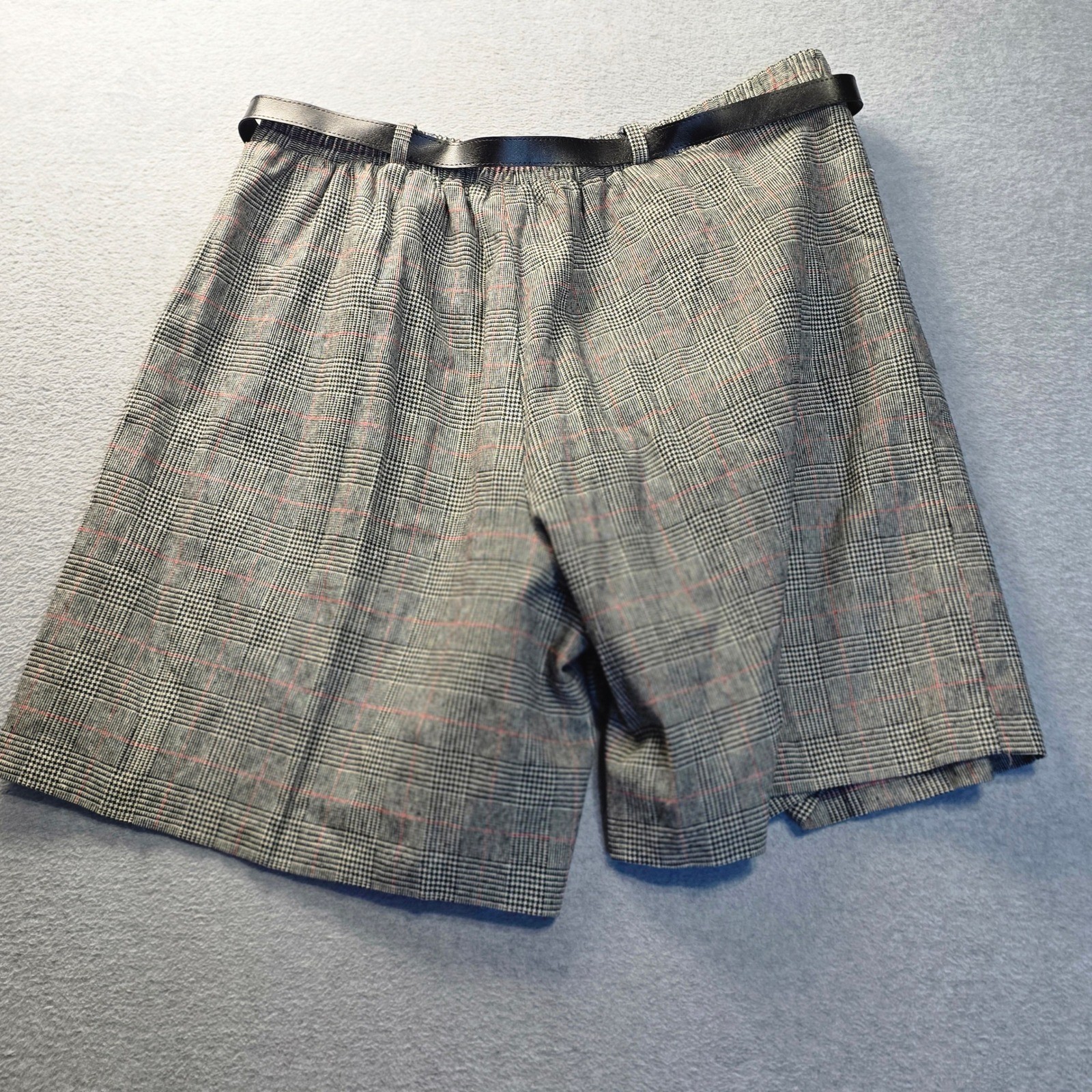 Briggs New York Walking Shorts Womens 24W Gray Plaid Belted Career High Rise