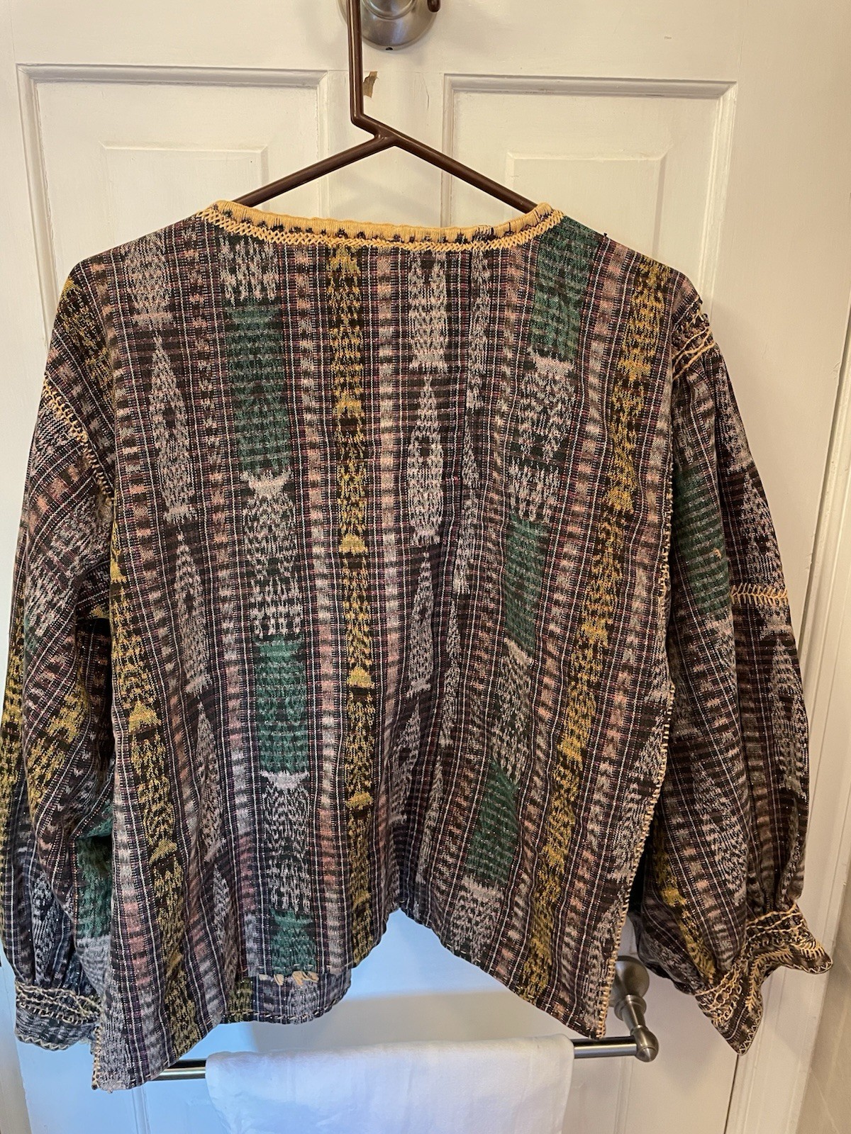Vintage Handmade and Embroidered Guatamalan Jacket Pre-owned Excellent Condition