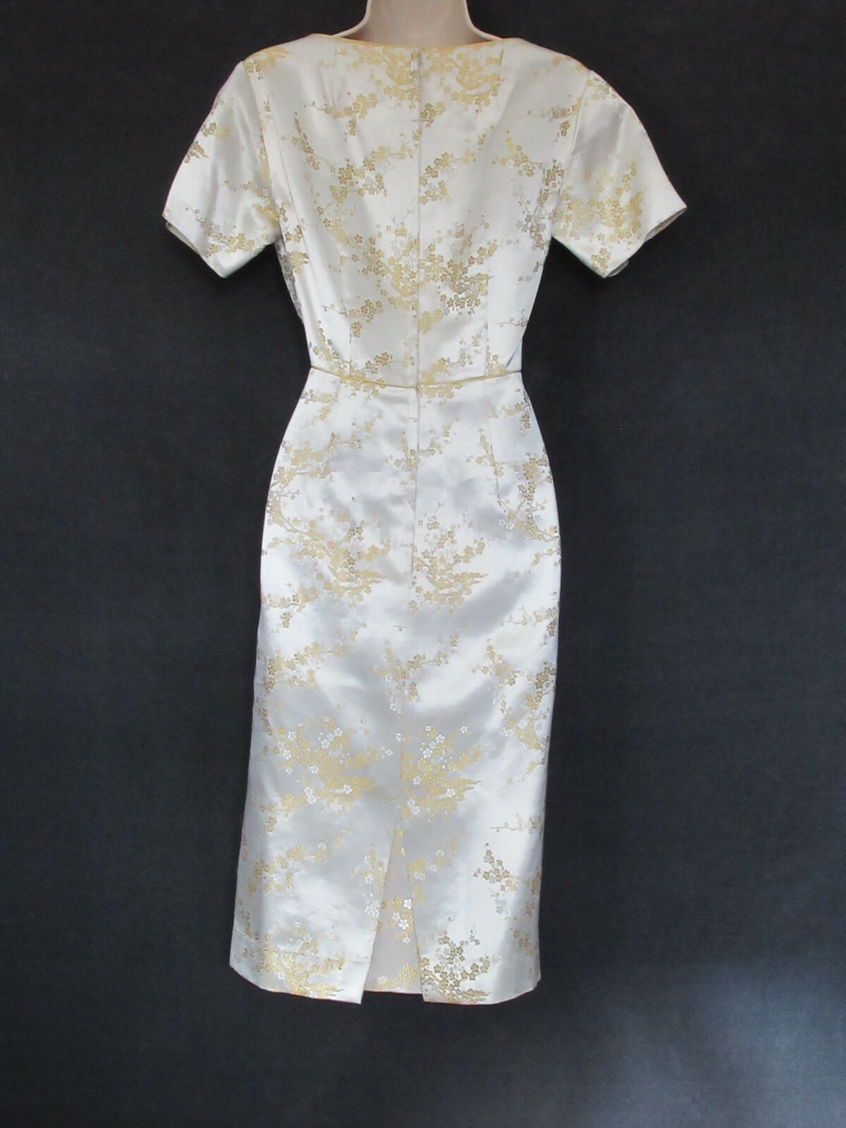50’s Vintage Asian White Gold Cherry Blossom Embroidery Toggles Formal Dress M