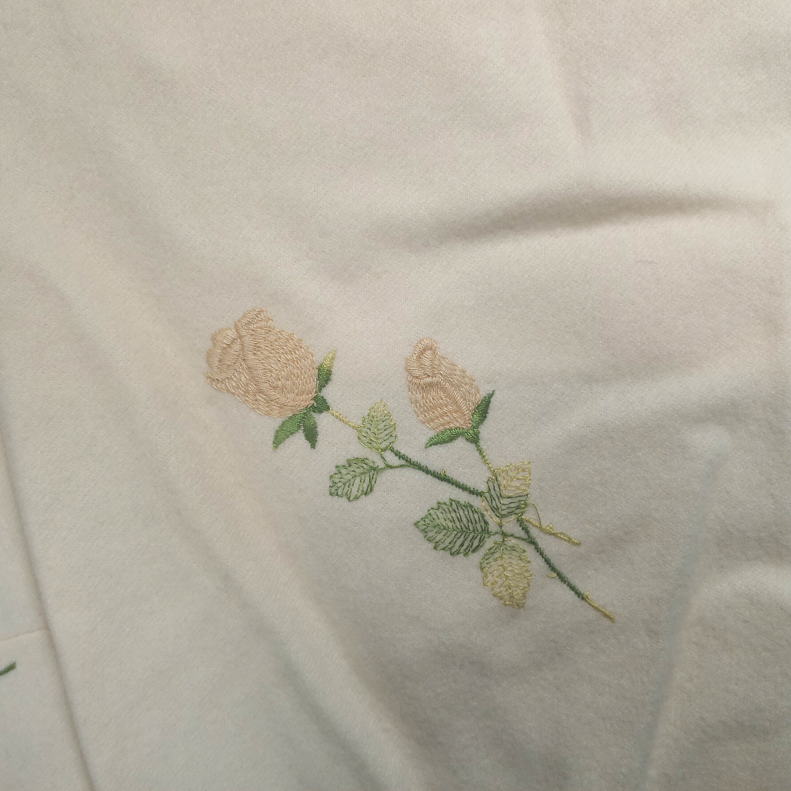1960s Vintage Cream Wool Rose Embroidered Shift by Sportempos