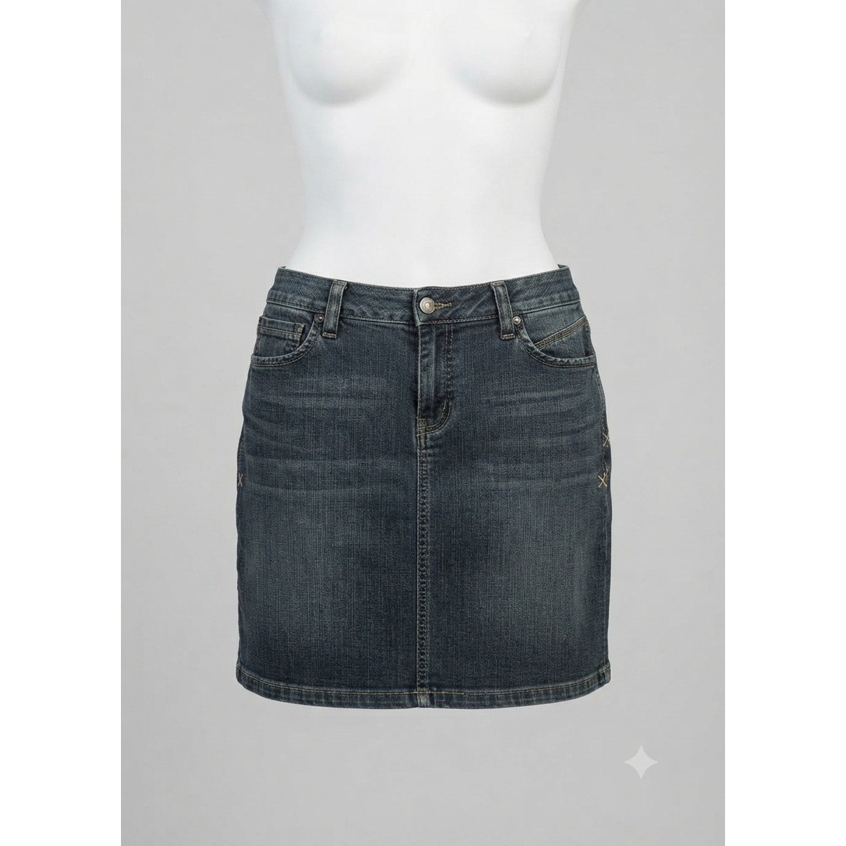 Vintage Y2K/90s 66 Women/juniors Medium Wash Denim Skirt Blue Cotton Size 11/12