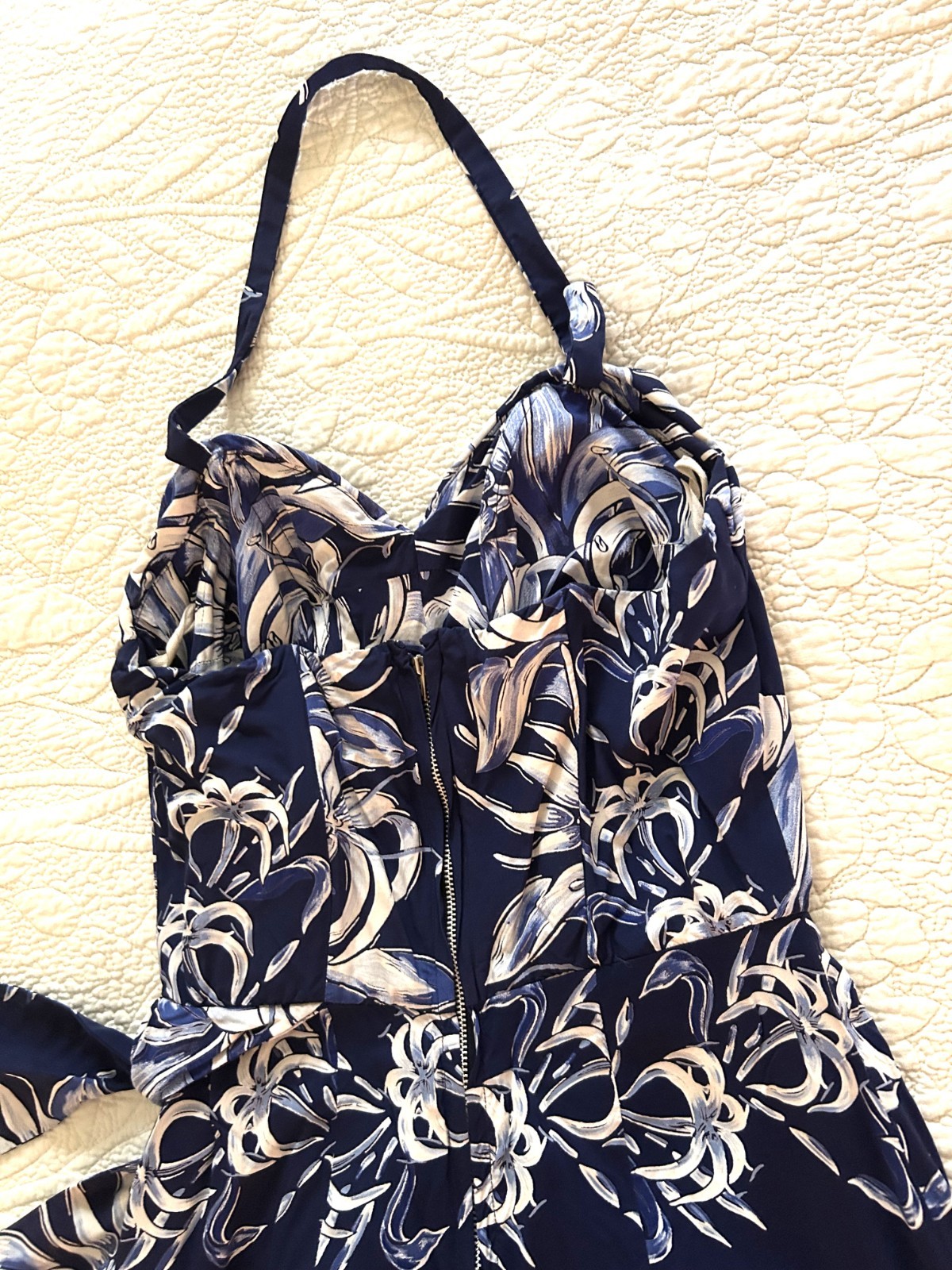 Vintage 50’s Navy Blue White 100% Rayon Sarong style dress Lily print Size S-M