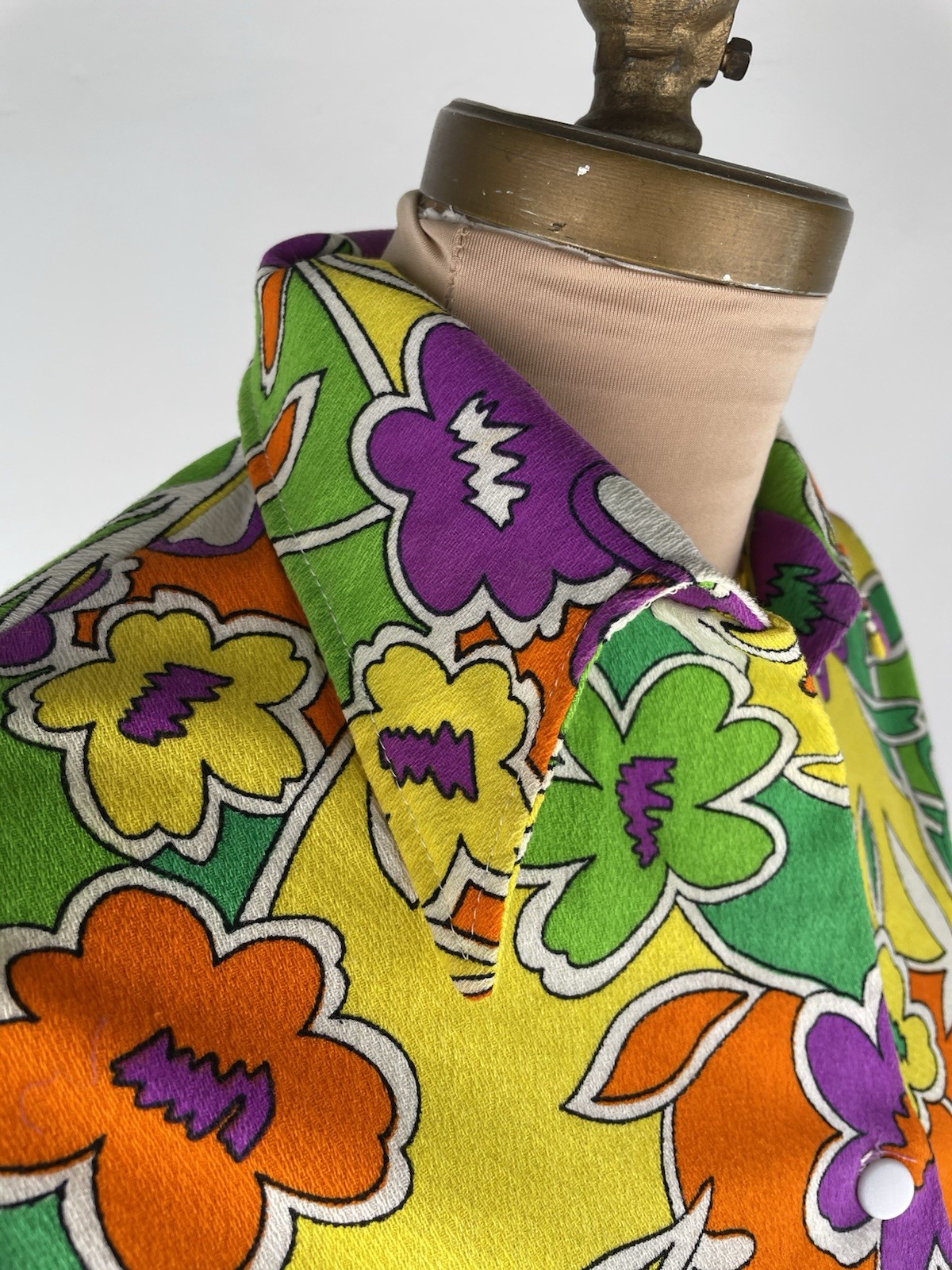 VTG 60s 70s Hawaiian Top Barkcloth Colorful Button Front Women’s FIT XS/S