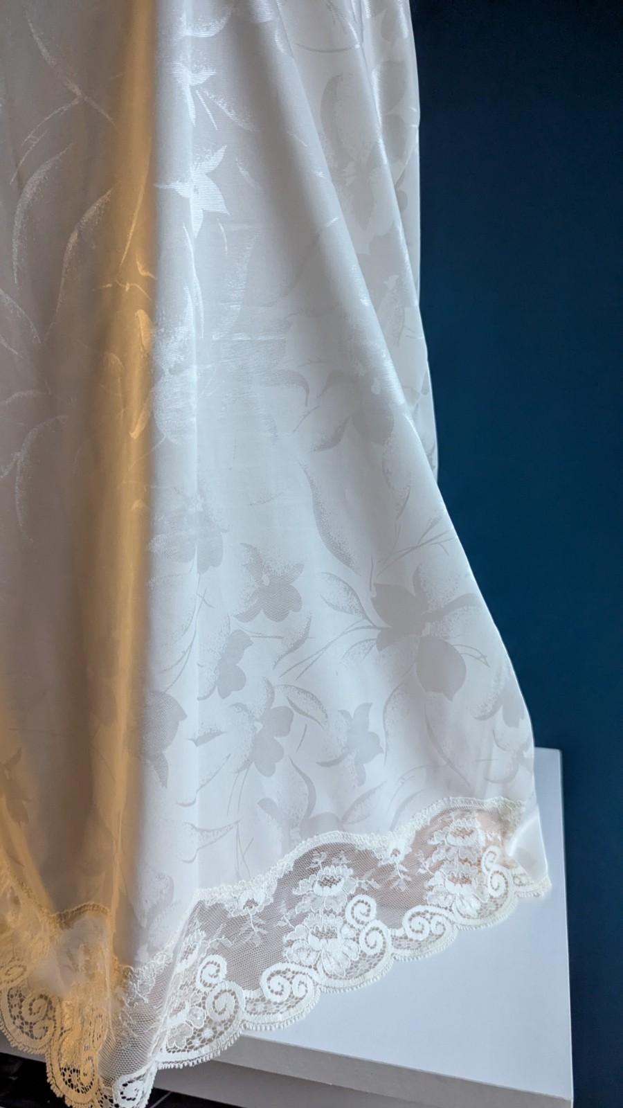 Vintage JCPenney „Intimate Thoughts” Slip L NWOT Lace Trimmed Nylon USA 1990s