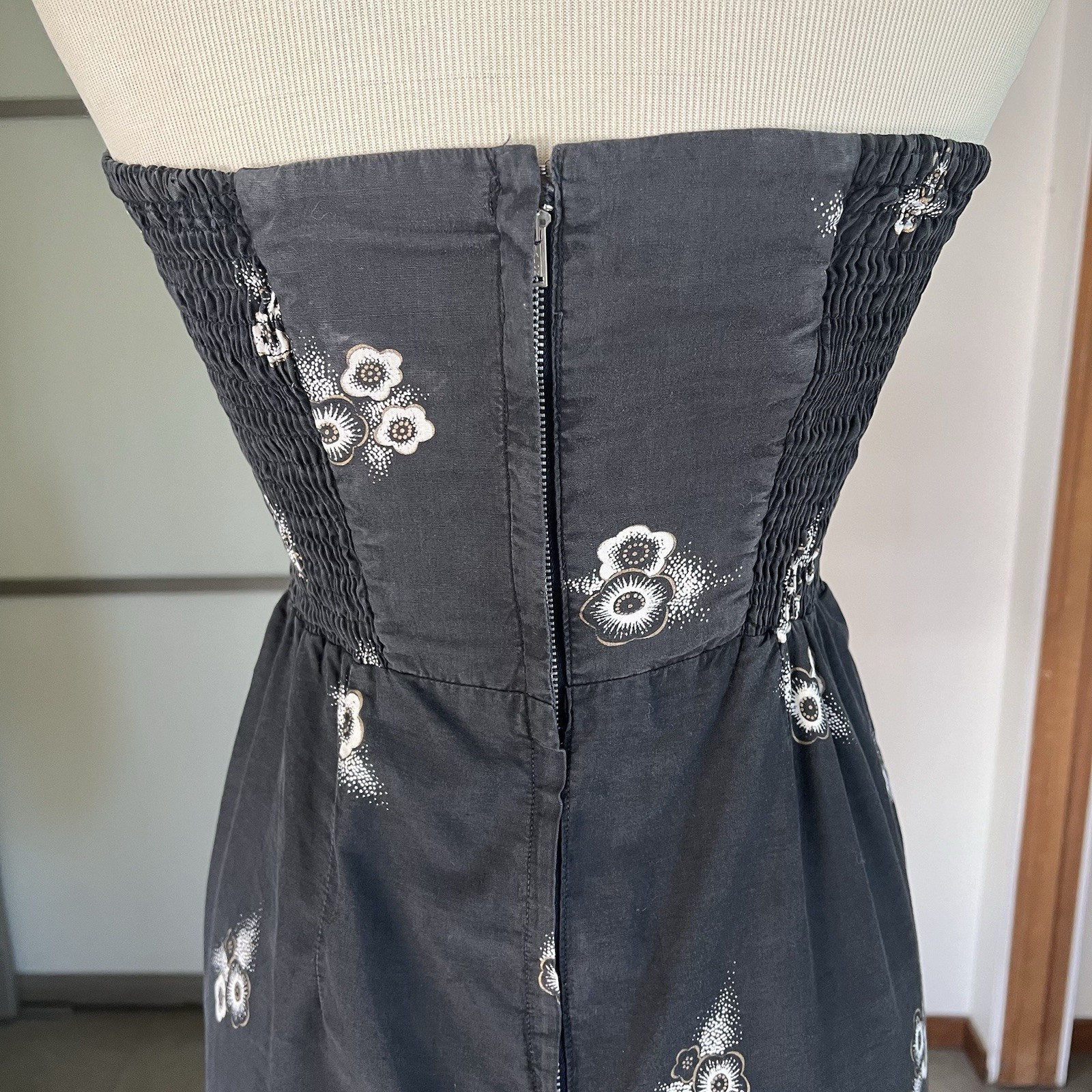 1950s Or 60s Tiki Sportswear Black Border Print Hawaiian Sarong Dress 26-27w