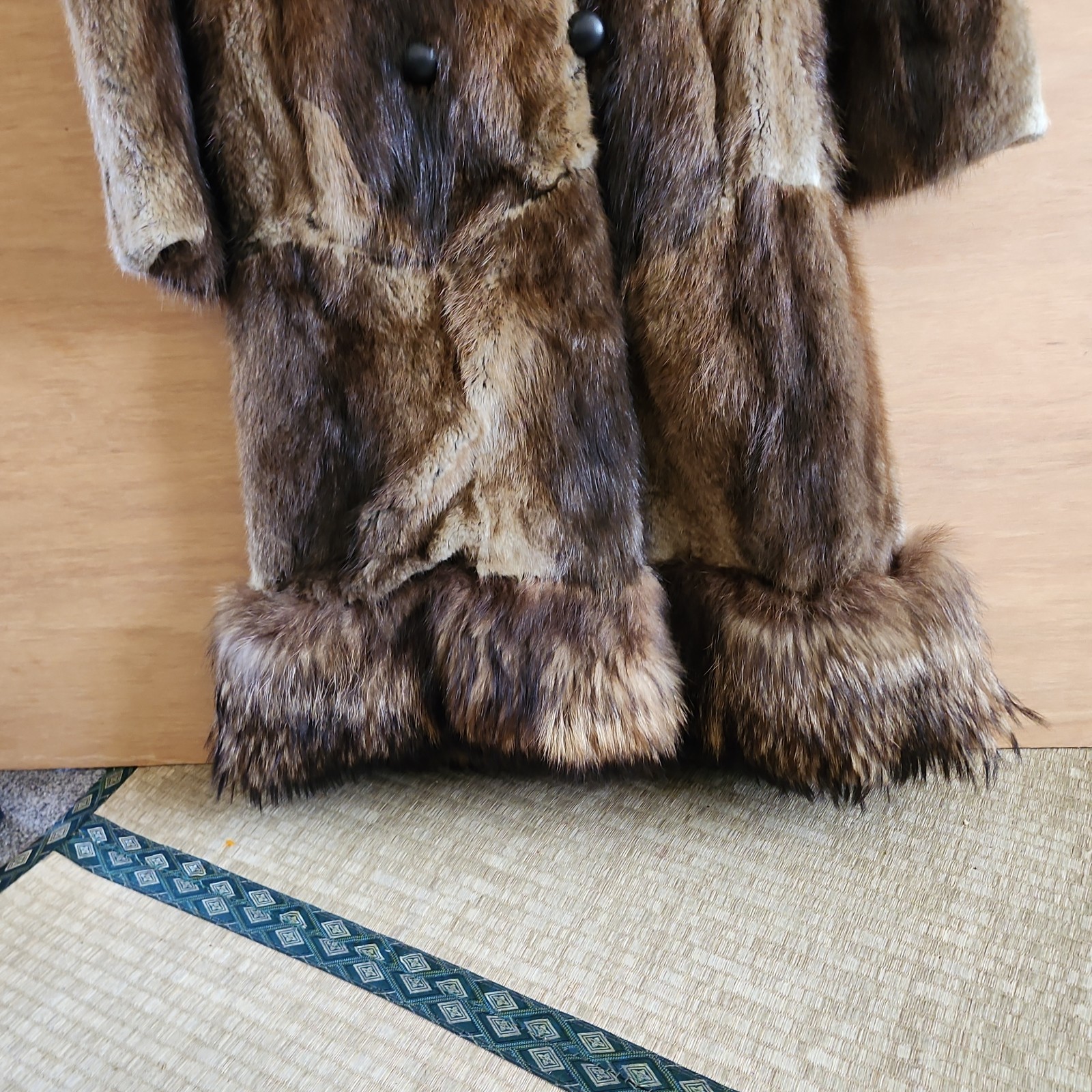 Vintage Rabbit Fur Coat w/ Raccoon Fur Collar & Trim Paisley Lining 41″ -AS IS-