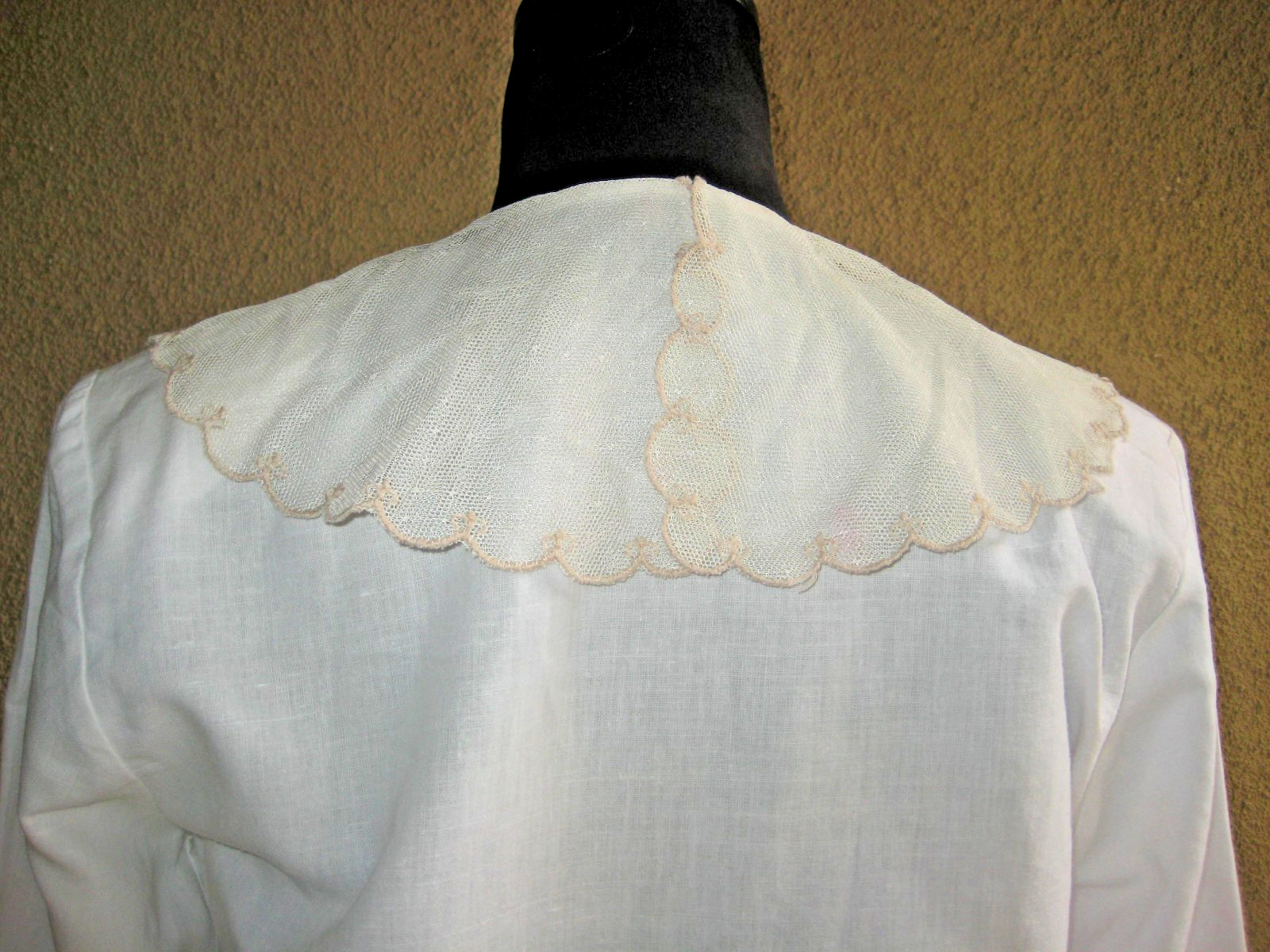 Vintage Outback Red white Ramie/cotton pintuck mesh embroidery collar blouse S