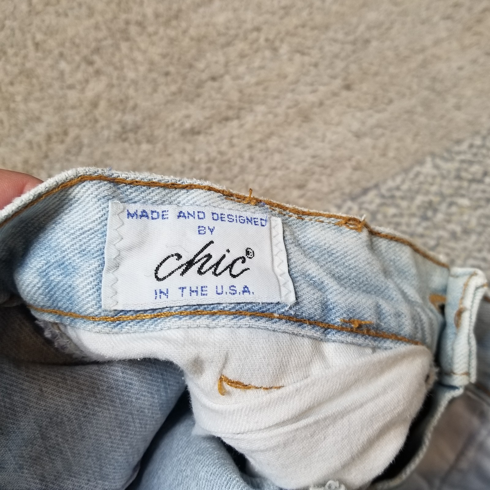 VTG Chic Jeans Womens 25×28 Pleated High Waist Tapered Mom Light Wash USA 80s