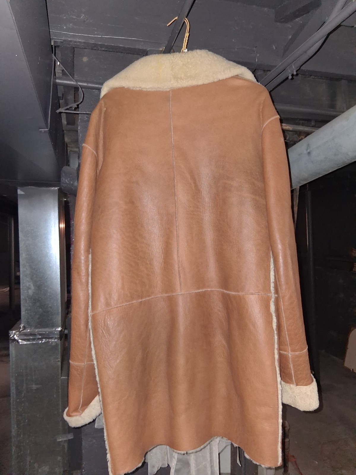 1980s Genuine vintage tan sheepskin shearling coat