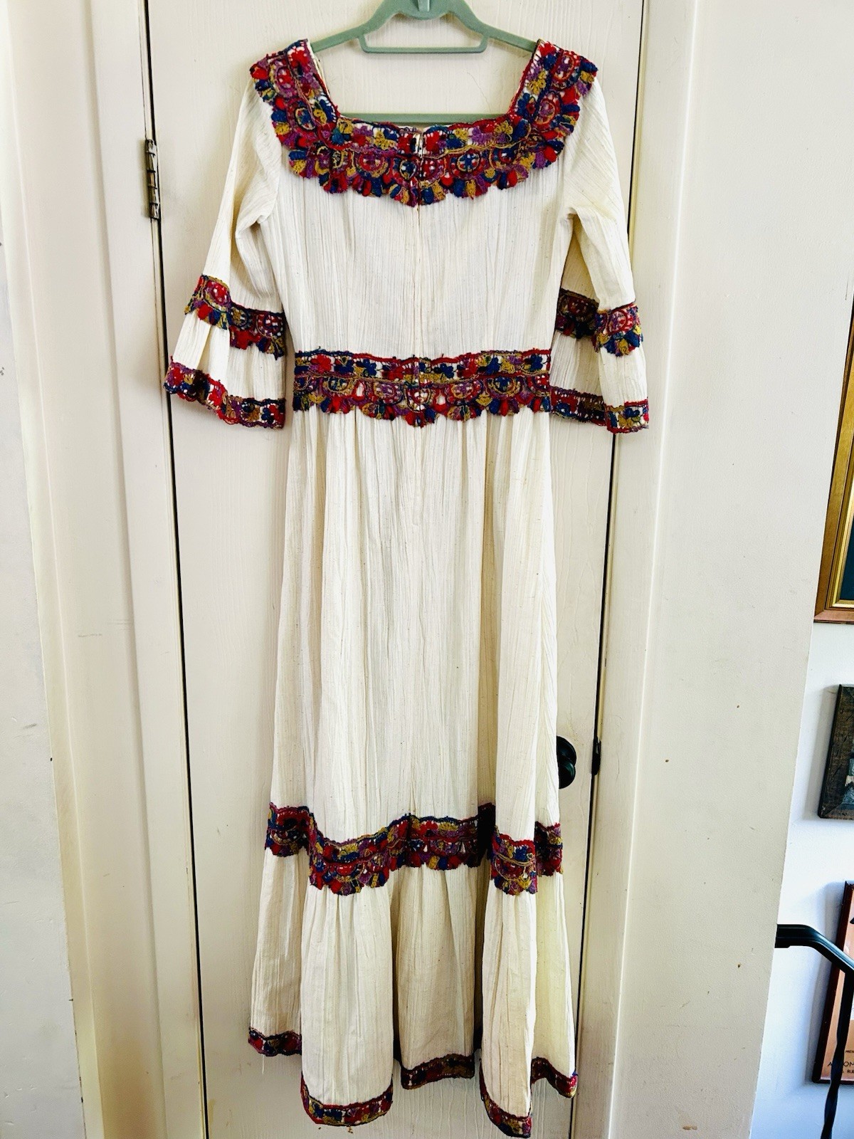 VTG 1960s Embroidered Festival Photo Shoot Mexican Folk Wedding Maxi Dress S