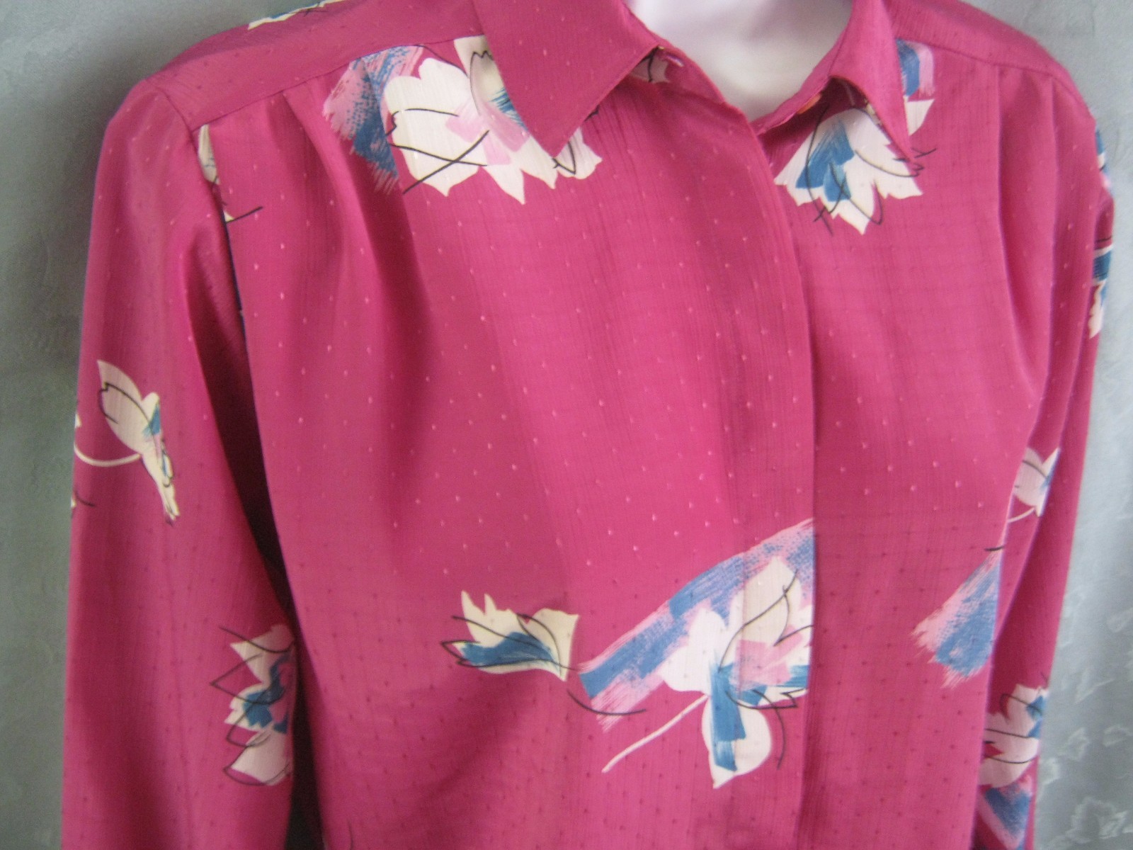 Vintage Marlis Blouse Size 6 Magenta Pink Jacquard Print Floral Career Top