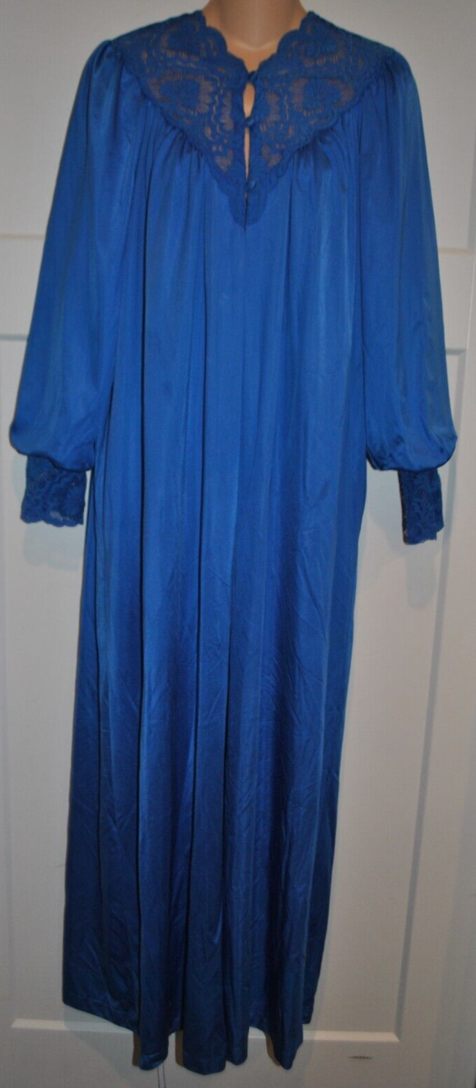 SHADOW LINE Vintage Lace Top & Sleeve End Robe S/M