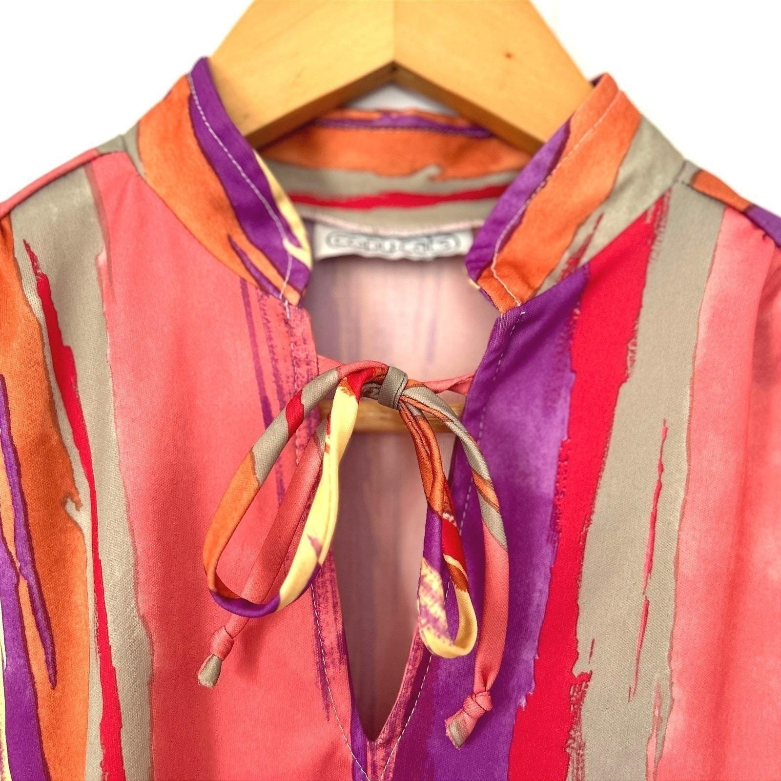 Vintage Copy Cats Statement Abstract Tie Keyhole Neck Top L Artsy Dolman Sleeve