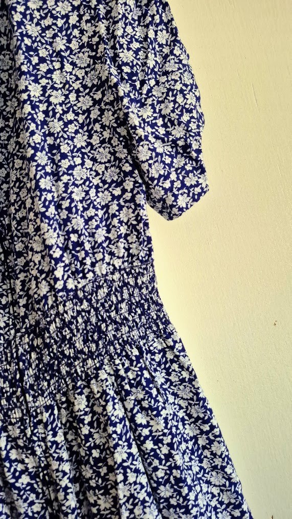 Ms. Darby Vintage Blue & White Summer Floral Midi Dress Size 6 – Fit & Flare