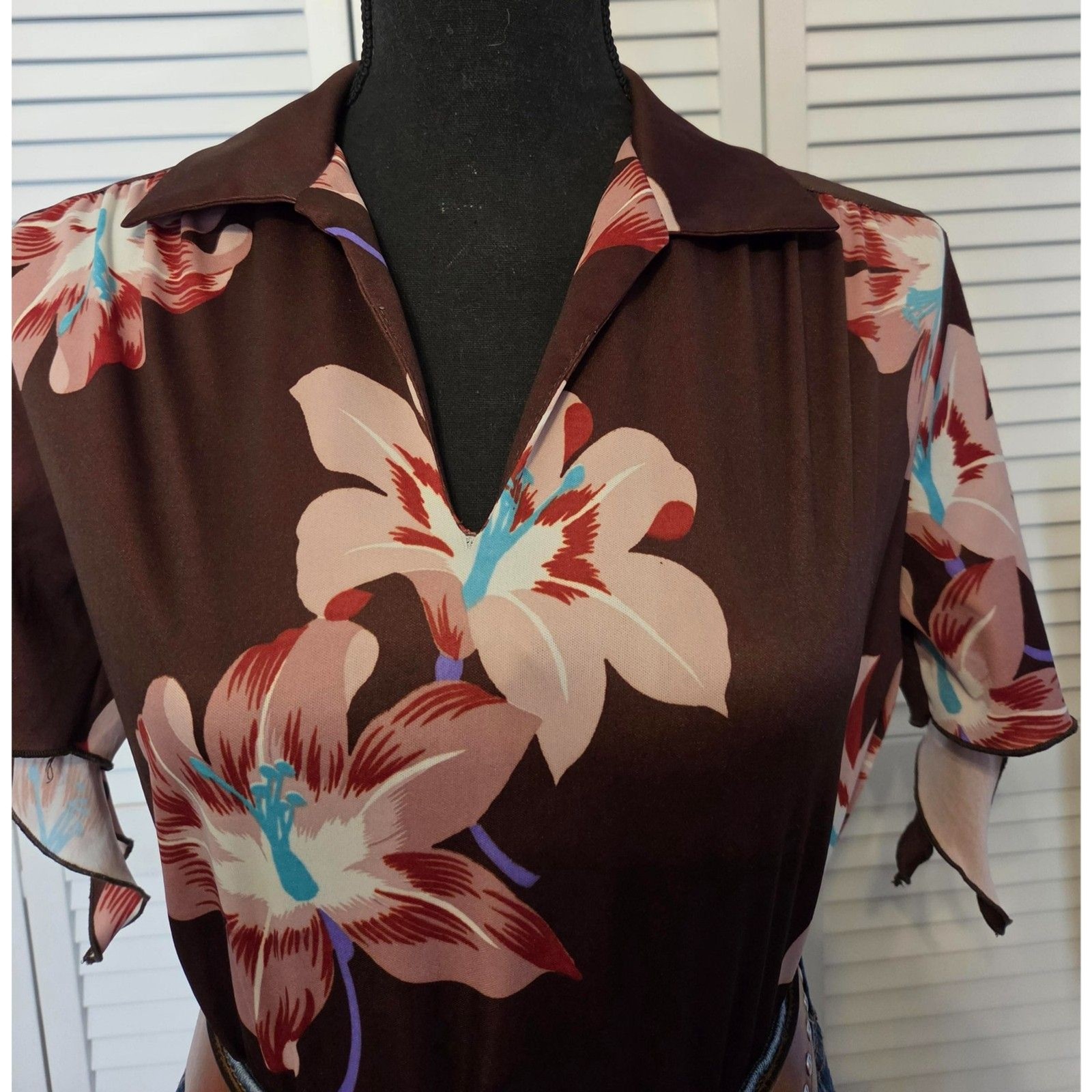 Vintage Brown Floral Rayon Blouse-Handkerchief Sleeves, Sz Med