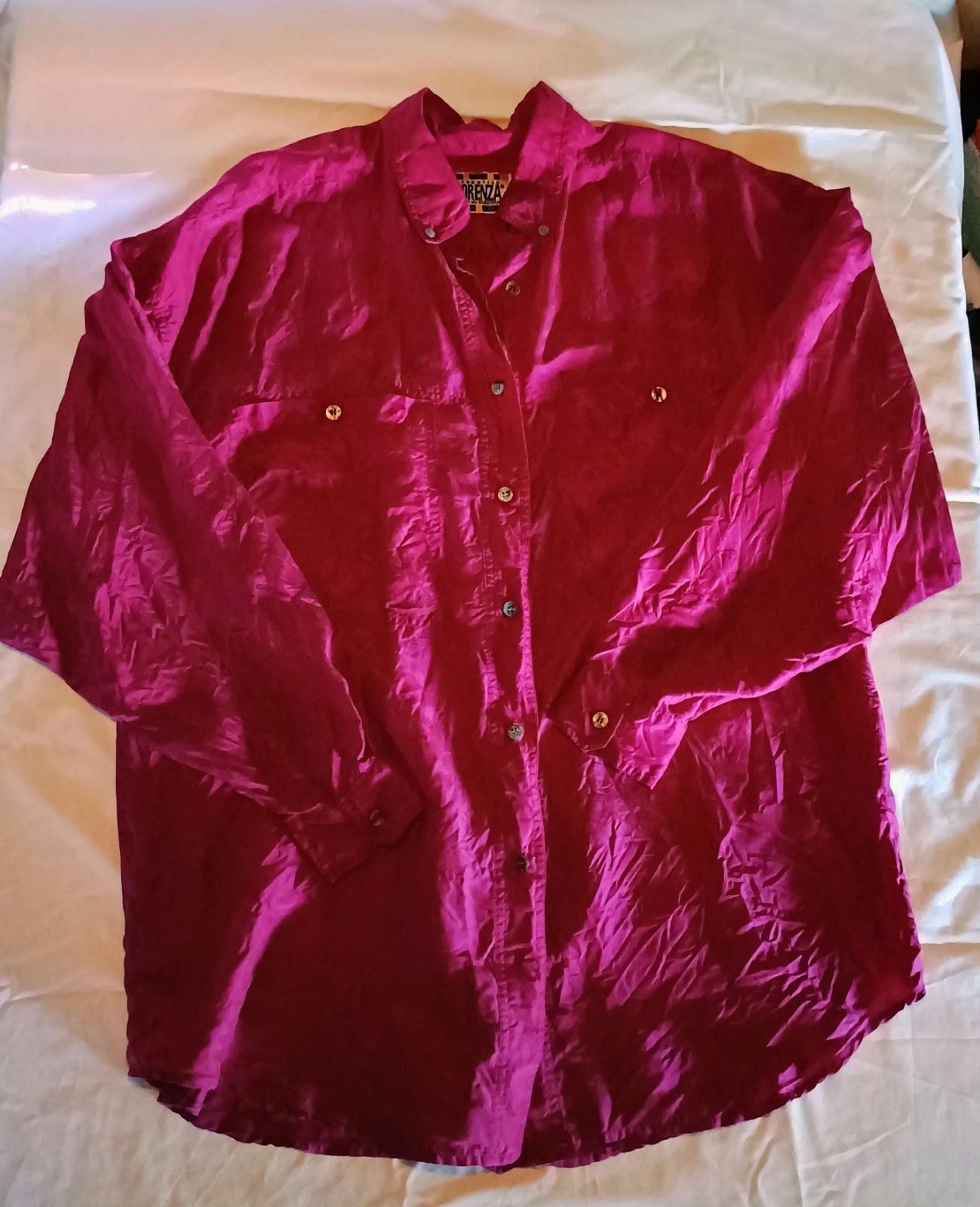 VNTG Forenza Authentico Women’s 100% Silk LS Button Up Blouse Magenta Size Med.