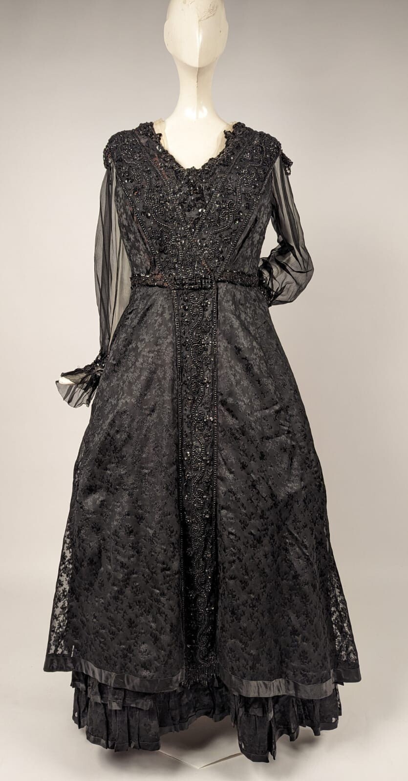 EDWARDIAN BLACK SHEER PATTERNED SILK EVENING DRESS W DENSE JET BEADING