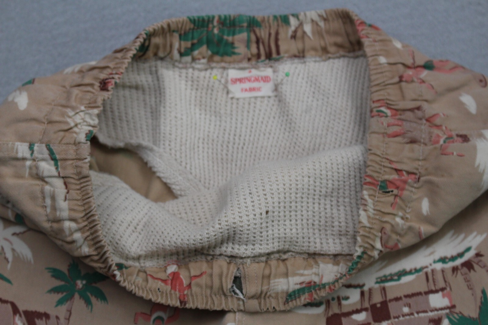 Vintage Springmaid Fabric Shorts Womens Small Hawaiian Print 1940s Flaws