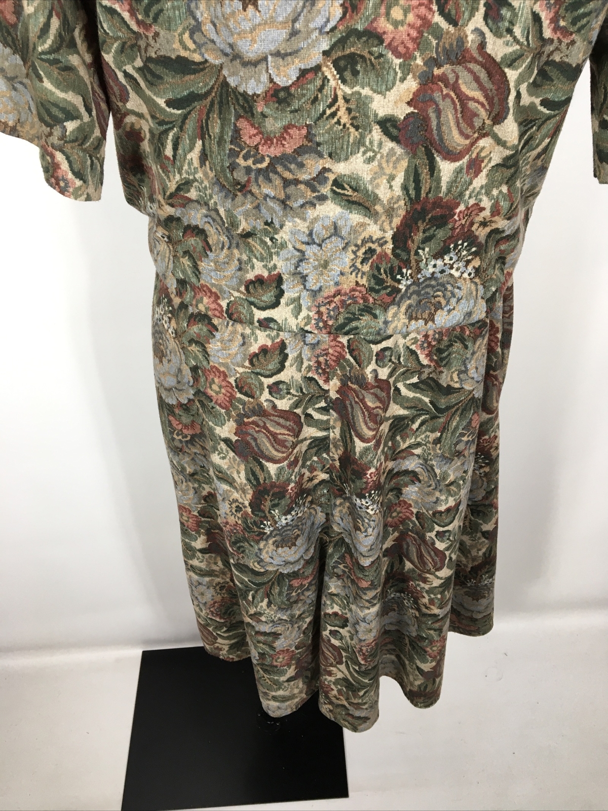Vintage Gorgeous 80s 1980s FLORAL cottagecore Tapestry dress 14