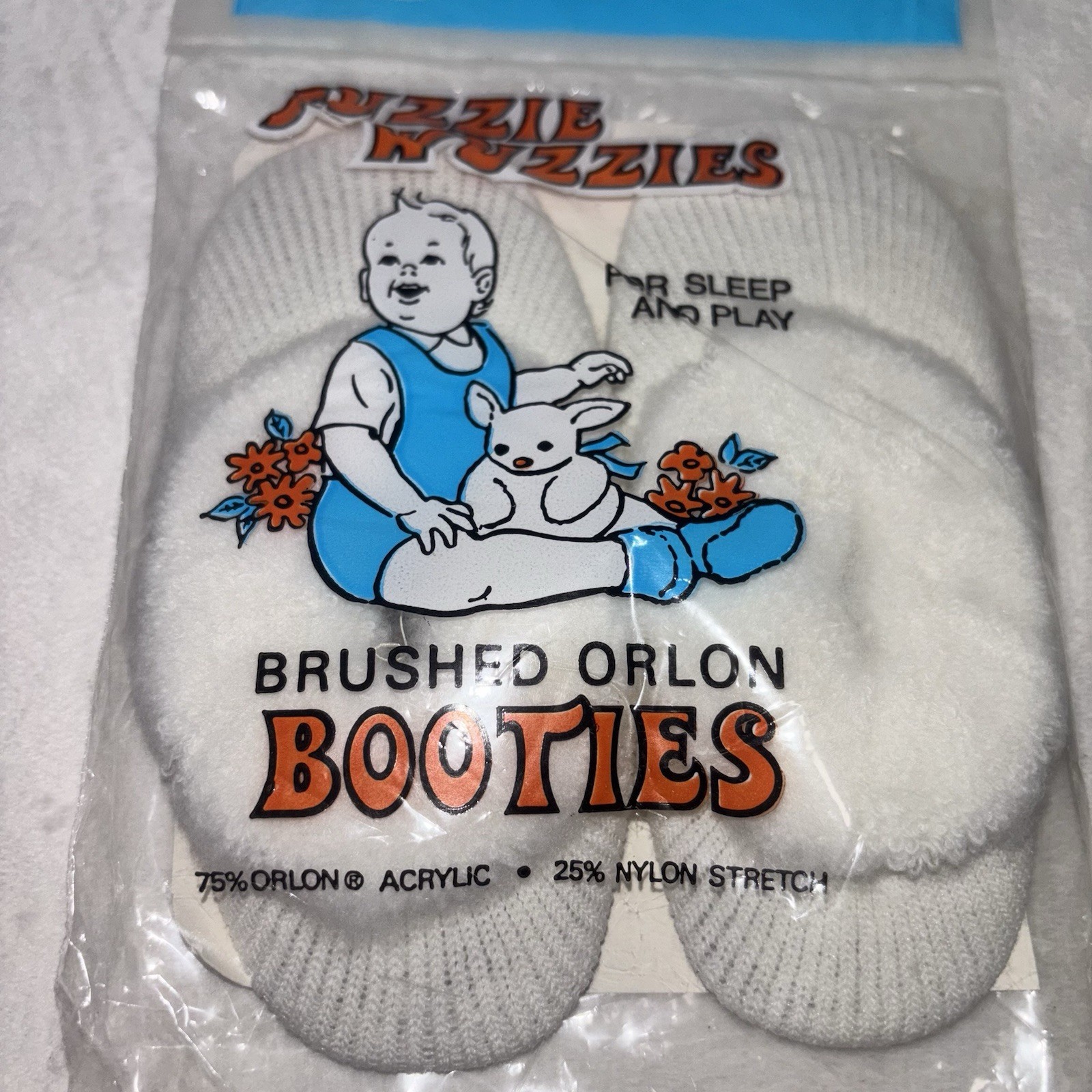 New Vtg Fuzzie Wuzzie Booties Footies Fuzzy Brushed Orlon Acrylic Nylon White