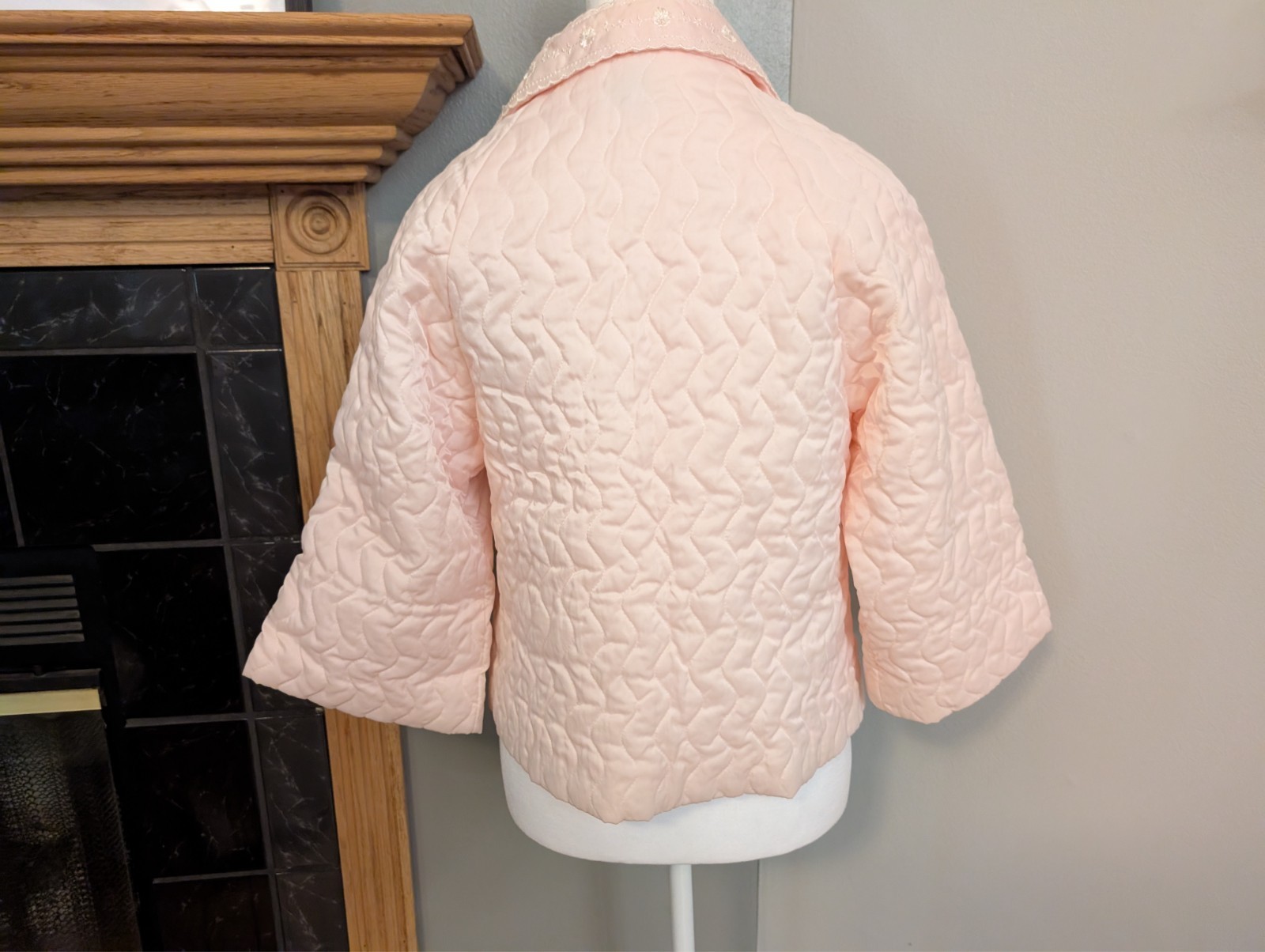 Vintage Ariel Baby Pink 60s Lounge Wear Bed Jacket Size 4/6 Small