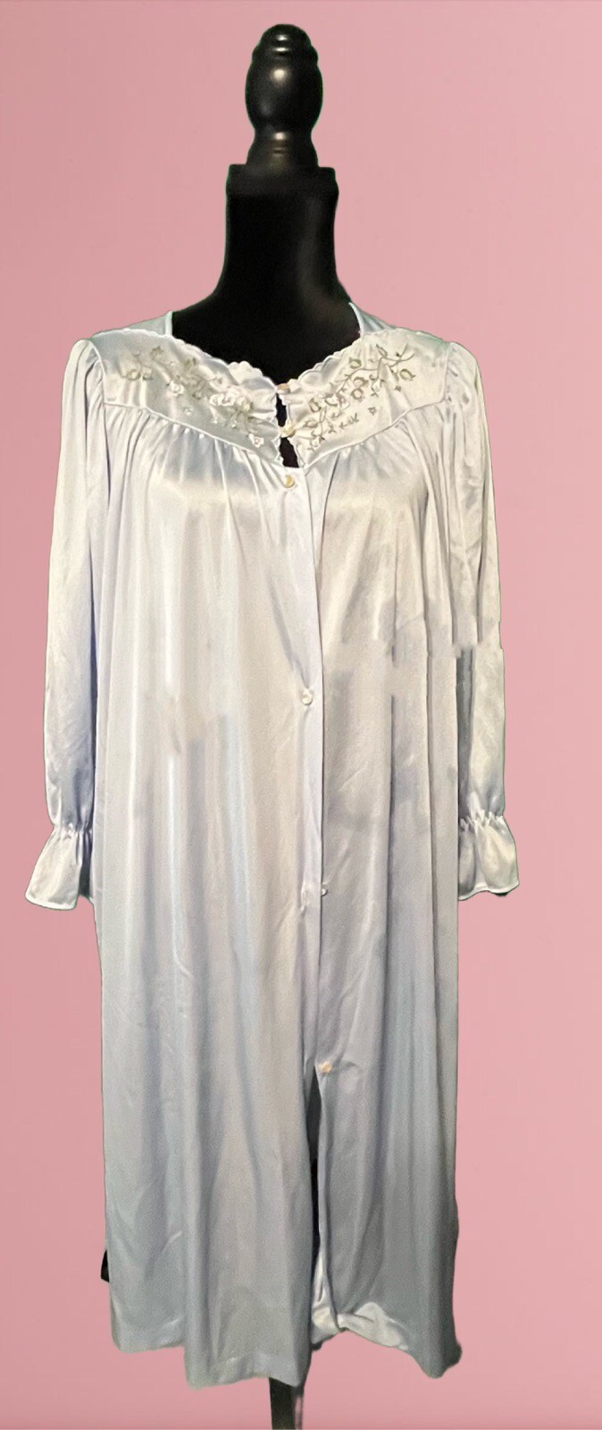 Antique Women’s Light Blue Long Night Gown Sz M Victorian EUC Nylon RARE