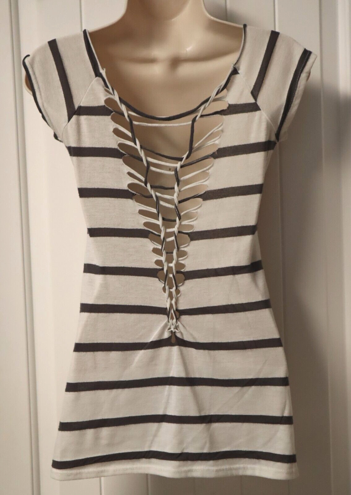 Vintage 1990s short sleeve womens striped t shirt size S (check measurements)