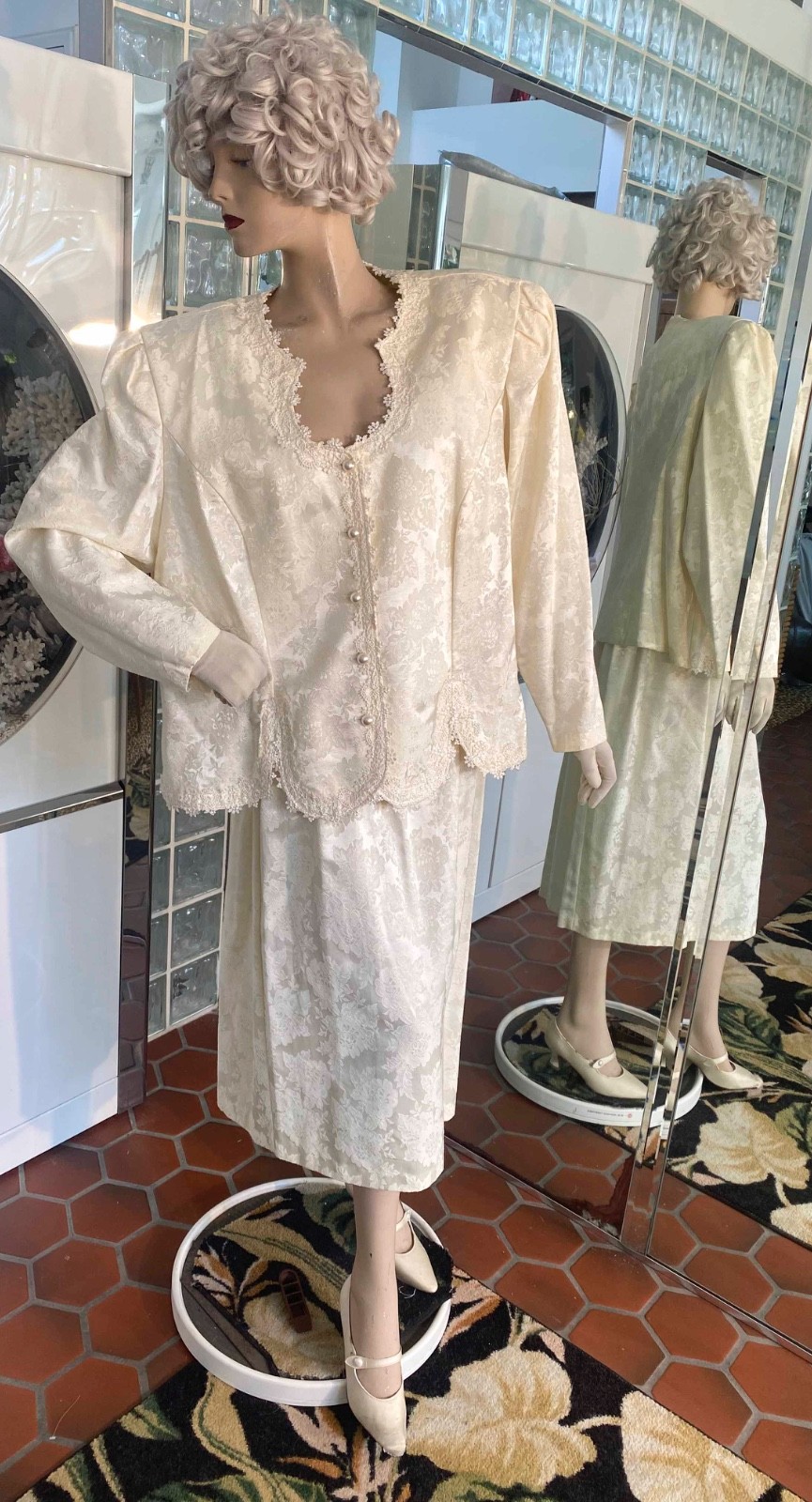 VTG 80s David Rose Cream Floral Damask Lace Skirt Suit sz 24W USA Pearl Buttons