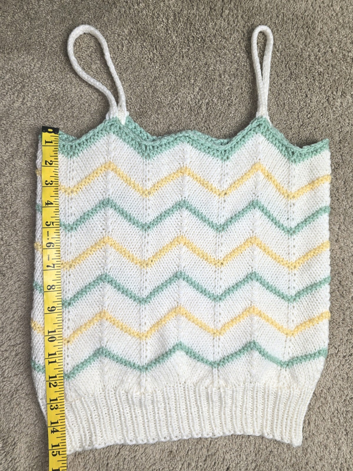 Vintage Knit Tank Top 70’s / 80’s Womens Pastel Chevron Stripes