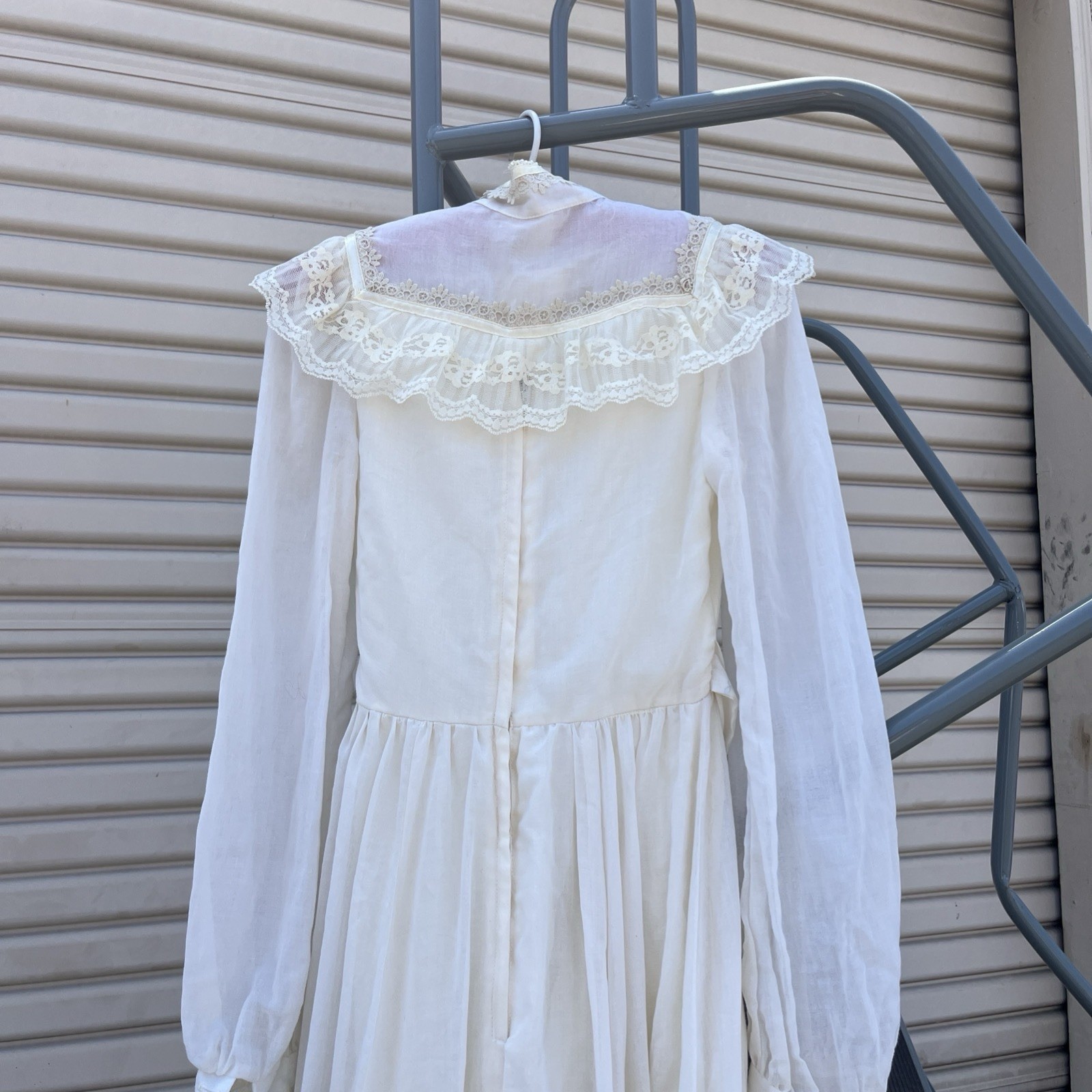 Vintage 1970s Victorian Era Prairie Style Gunne Sax Dress W/ Pearl Snaps