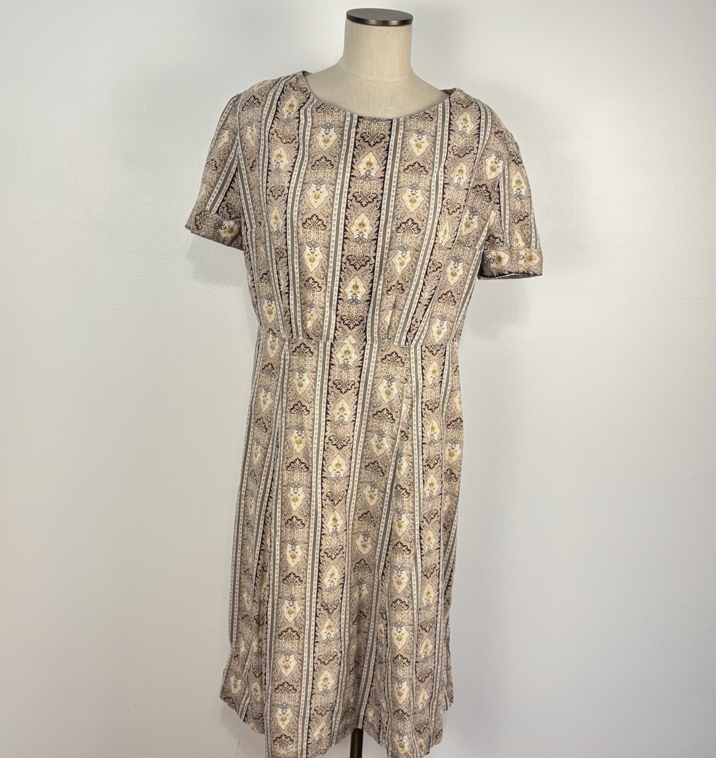 VTG 60s Handmade Paisley Border Print Dress Womens L/XL Mod MCM Boho Earth Tone