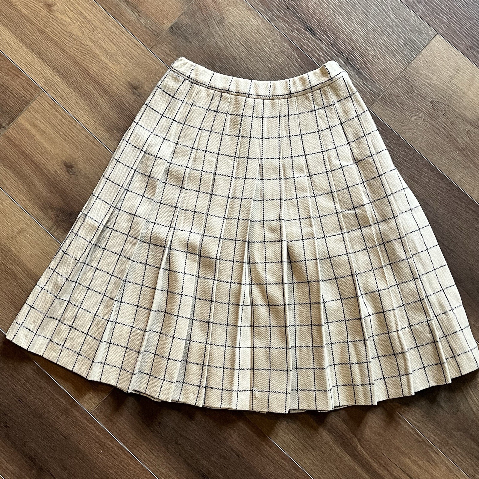 Vintage 70s 80s Pendleton Wool Cream Plaid Pleated Skirt Size 6 Petite Office
