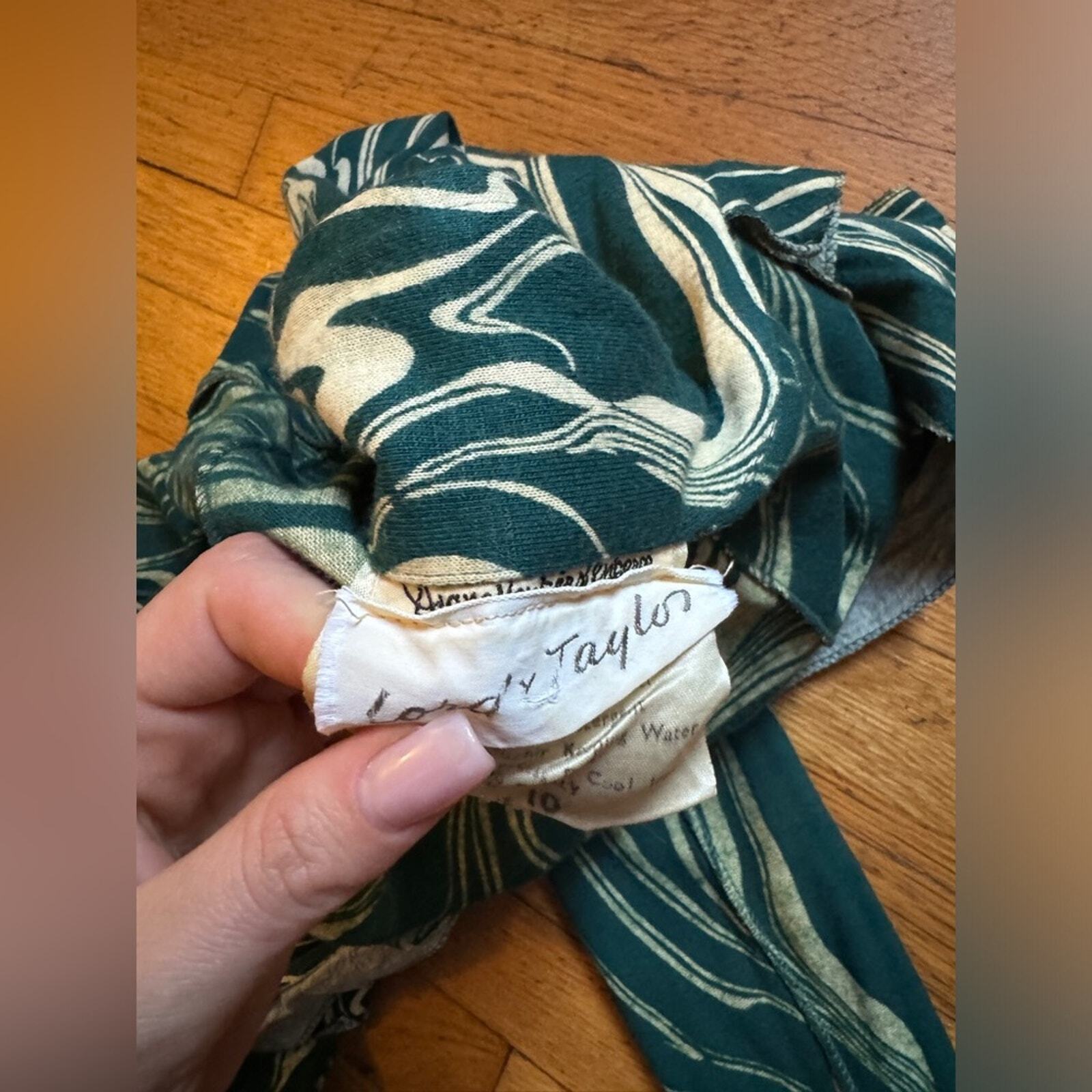 70s Vintage Diane Von Furstenberg Green and Cream Paint Swirl Dress