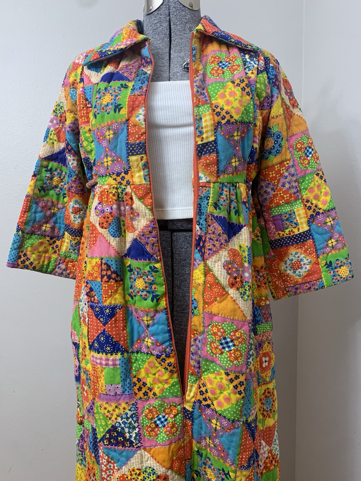 Vintage 1970s Patchwork Robe House Coat Cheater Quilt Psychedelic Funky Retro