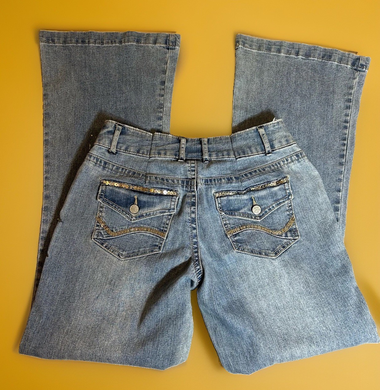 JouJou Y2K Jeans Women Floral Embroidered Sequin Flared Sz 9/10 RARE FIND!! ✨