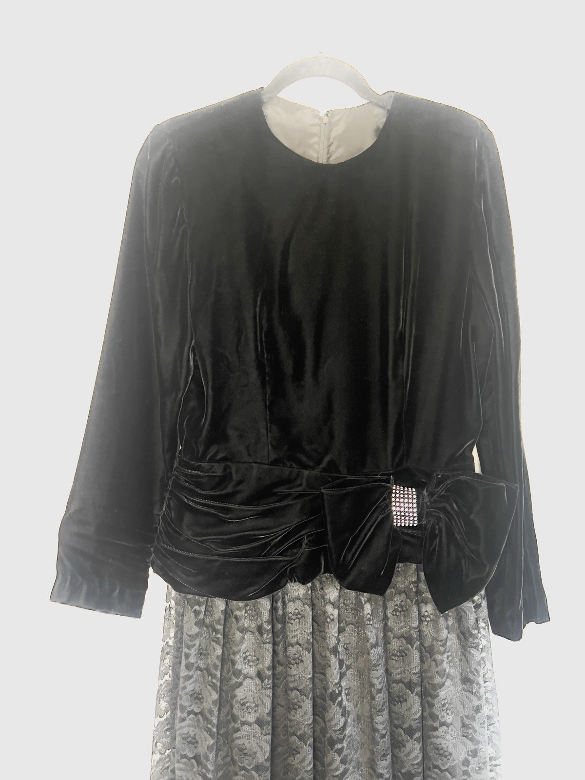 NUIT Vintage 80s Velvet Prom Party Dress Black Lace Dropped Waist Size 12 Glam